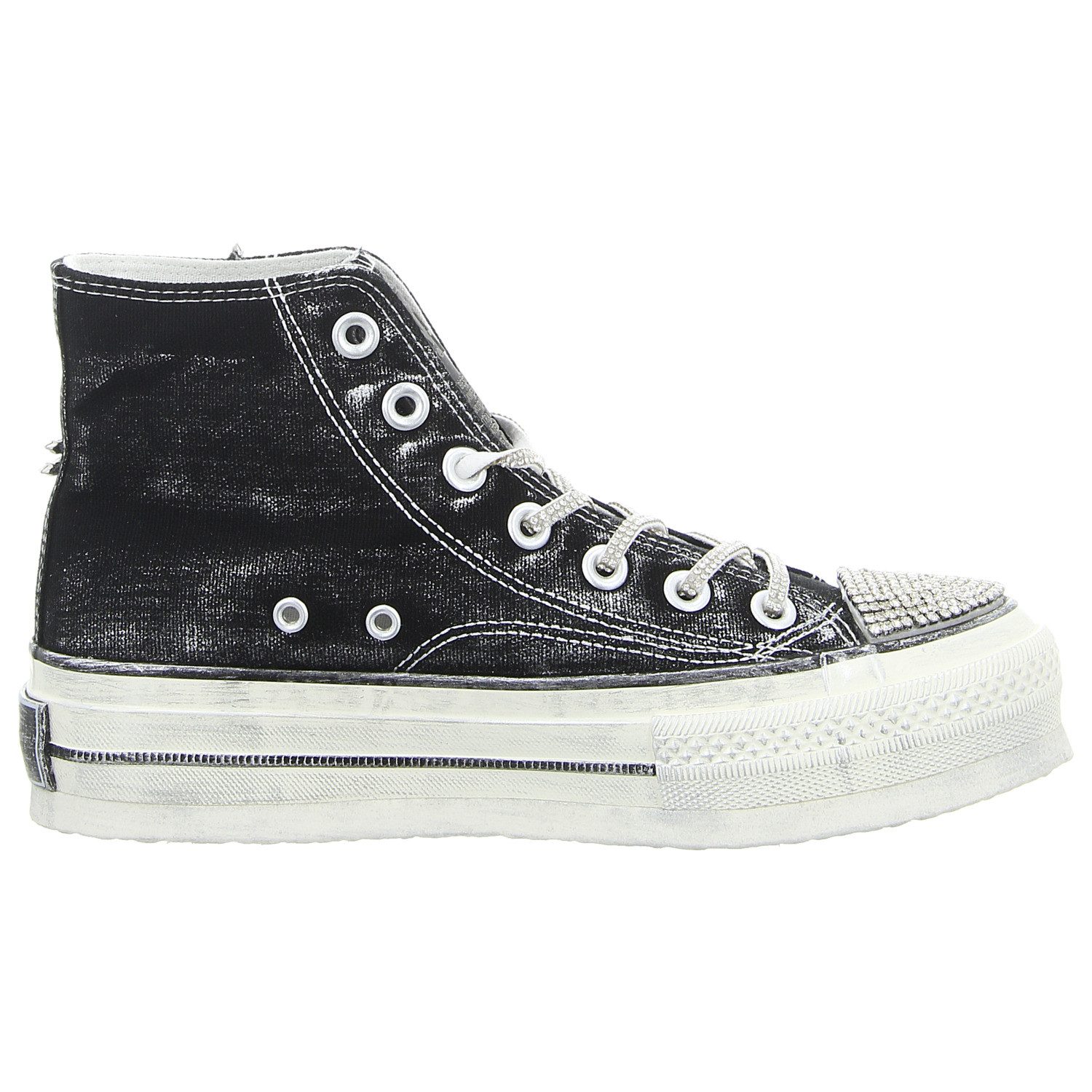 NAN-KU Sneaker
