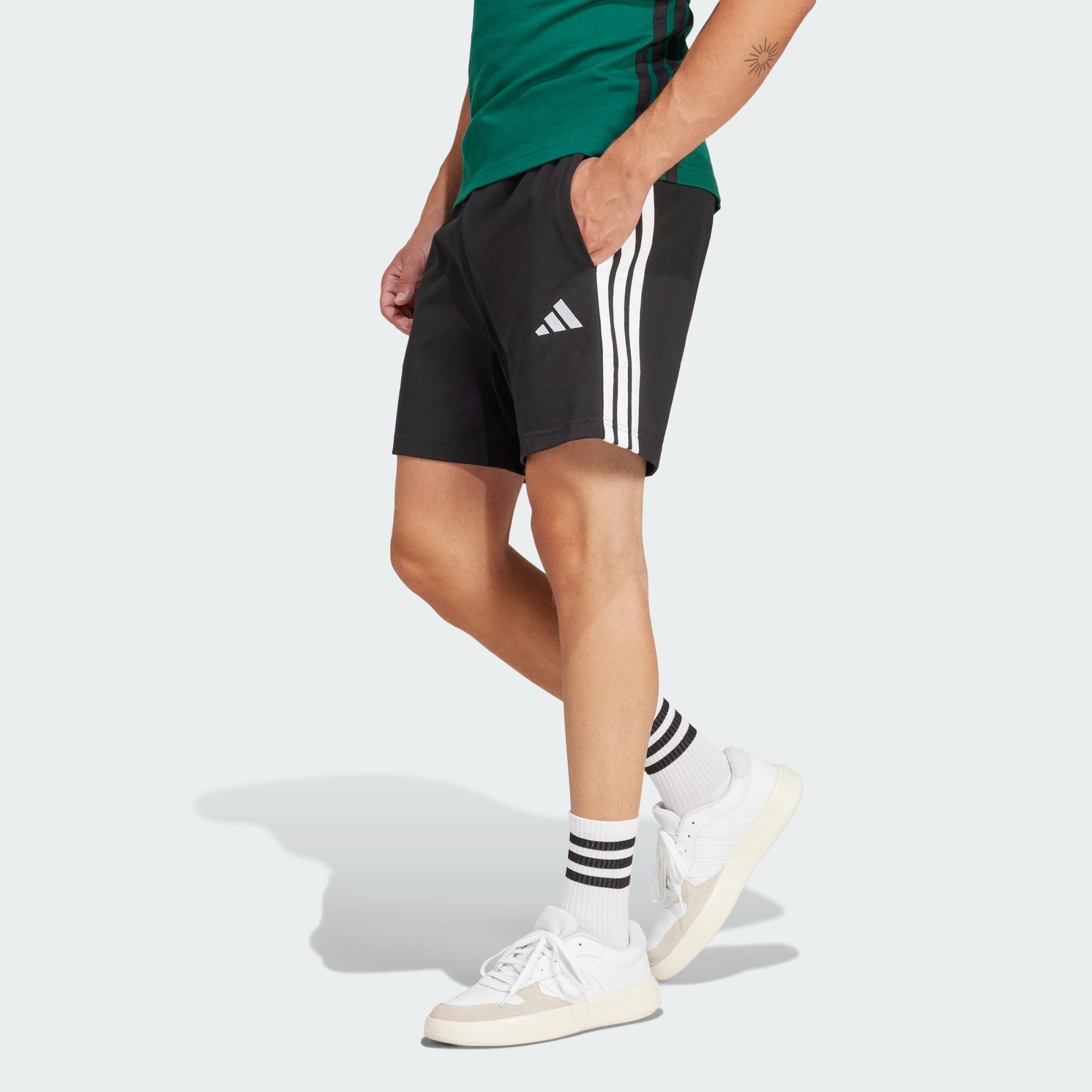 adidas Sportswear Shorts ESSENTIALS 3-STREIFEN SINGLE JERSEY 7-INCH SHORTS günstig online kaufen