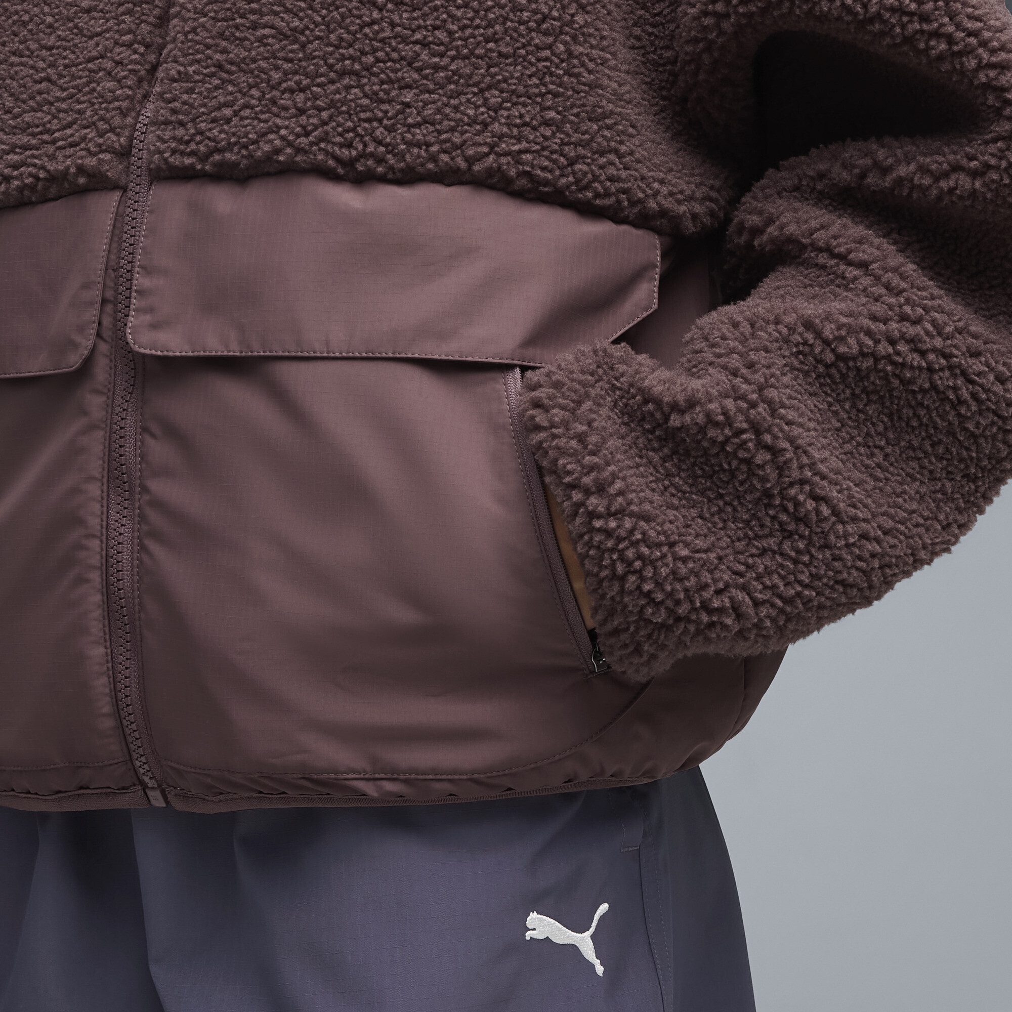 PUMA Funktionsweste RE:FIBRE Fleece Relaxed Jacke Damen