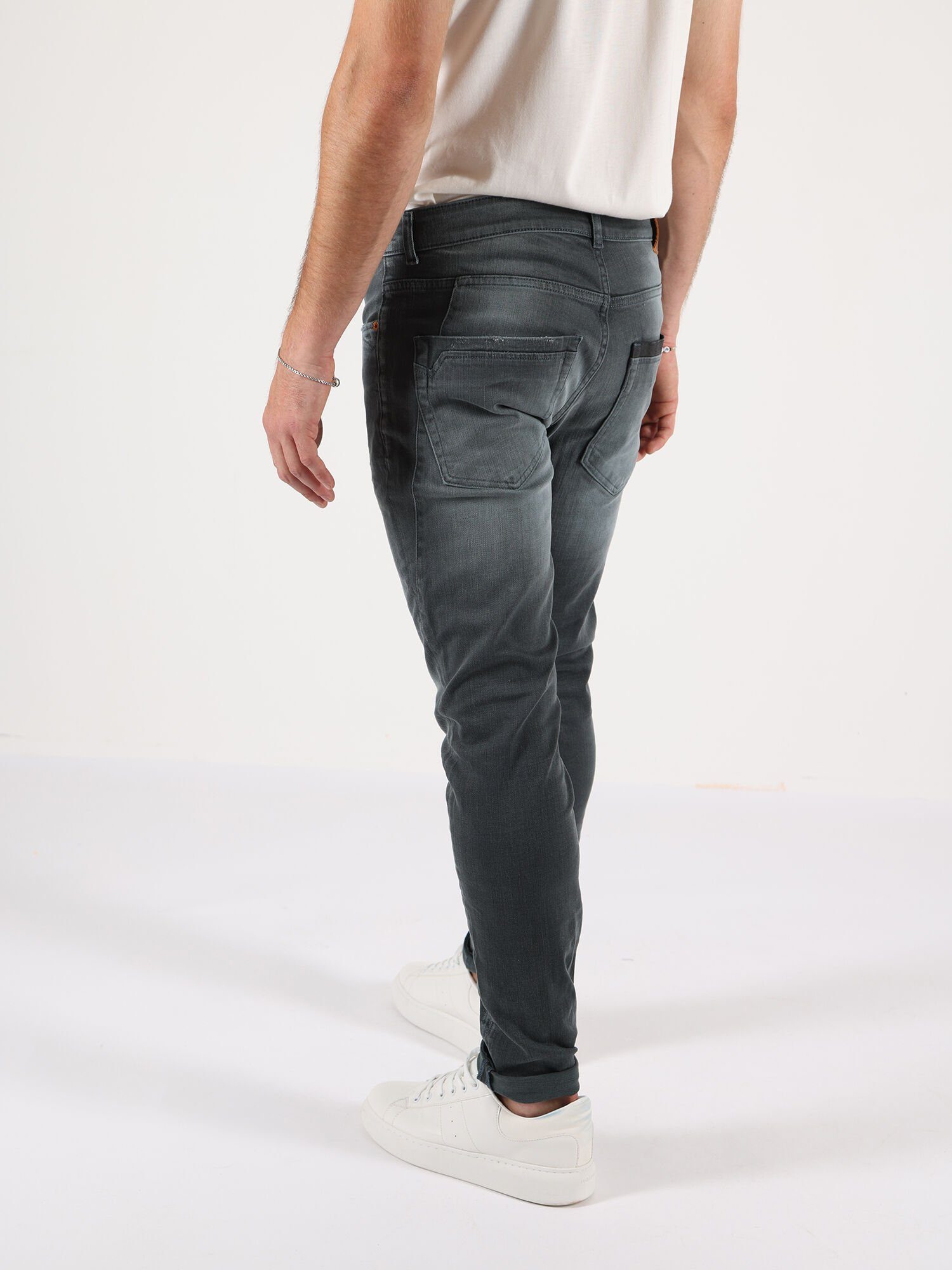 of Denim Slim-fit-Jeans Mario Miracle