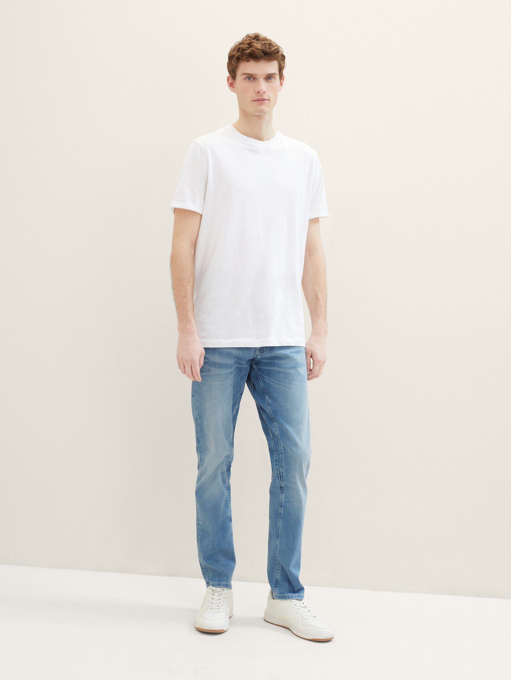 TOM TAILOR Straight-Jeans Regular Tapered Jeans mit recycelter Baumwolle