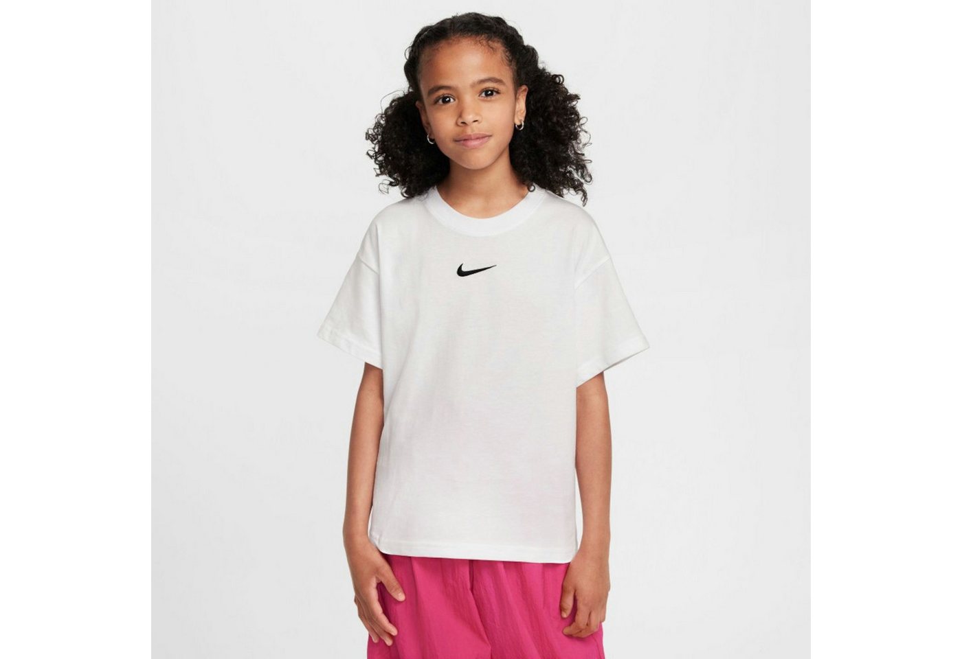 Nike Sportswear T-Shirt Nike Mädchen T-Shirt Big Girls Sportswear FZ5539
