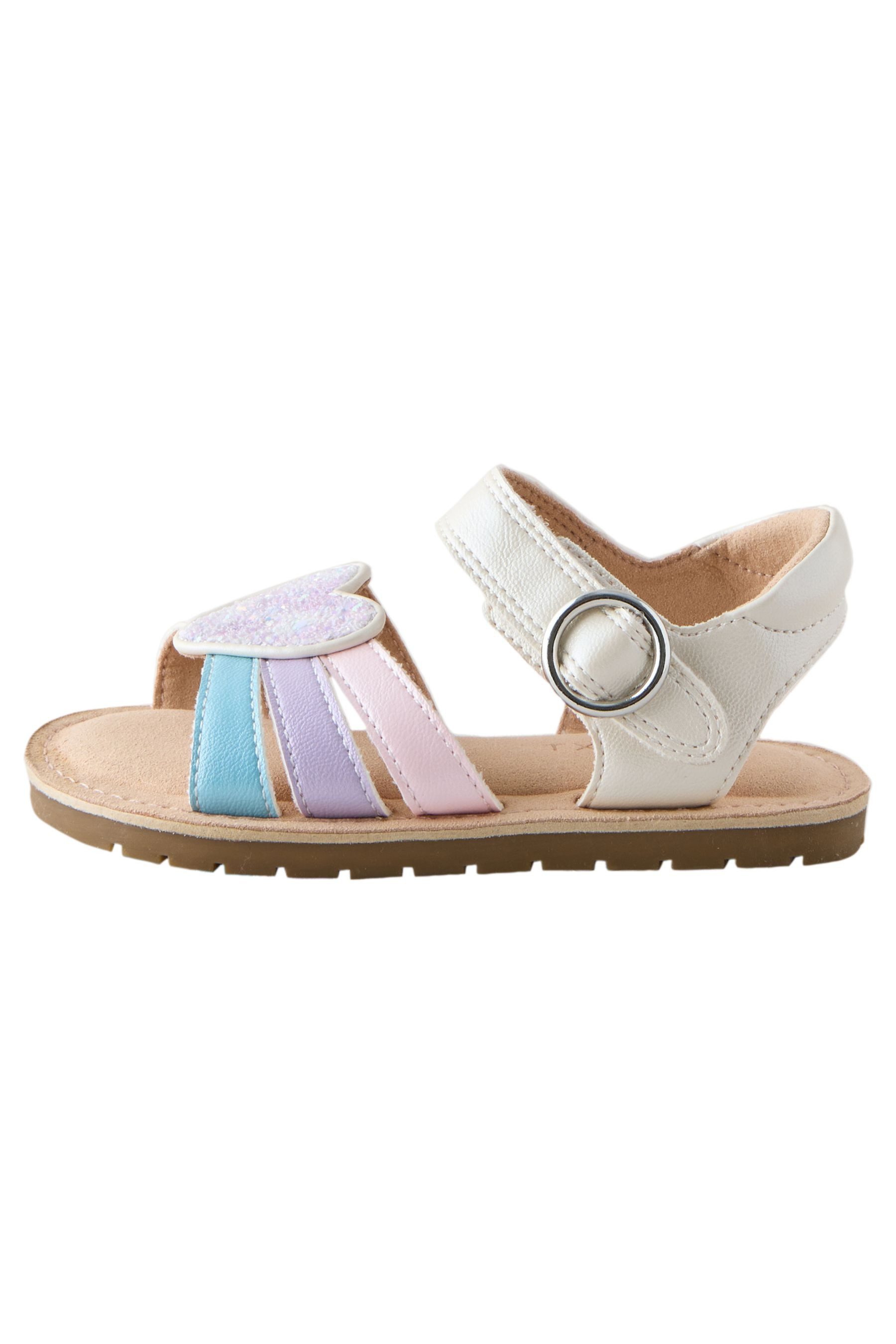Formelle Sandalen mit Herz, weite Passform Sandale