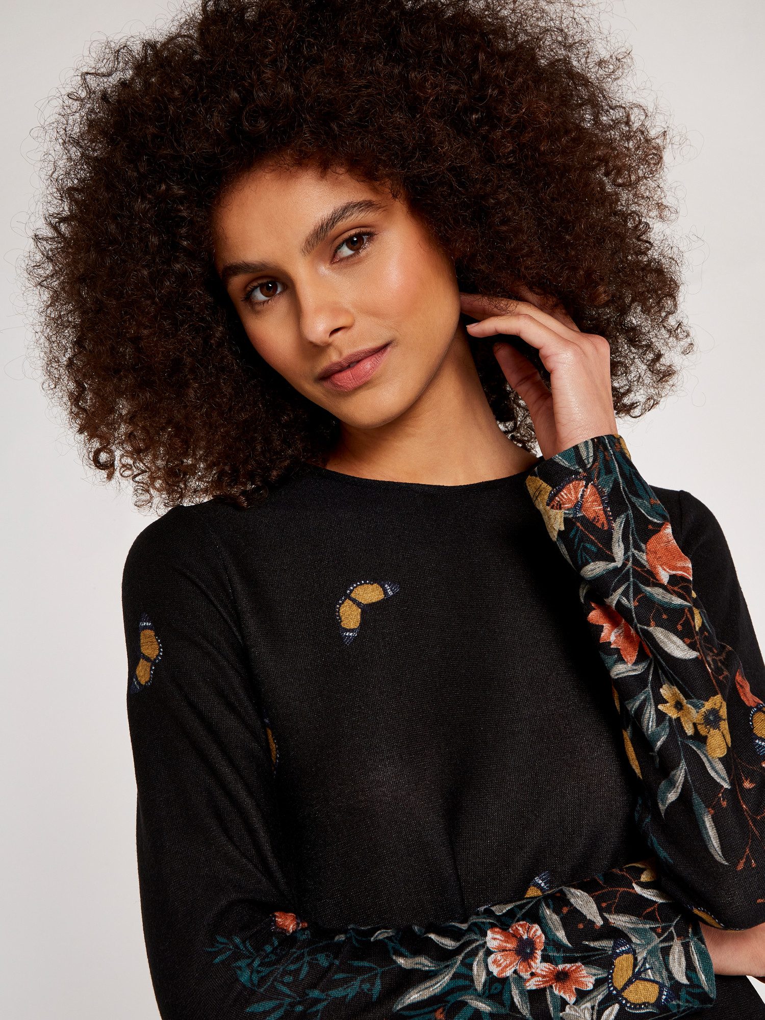 Apricot Strickkleid Swing Dress mit Blumendruck