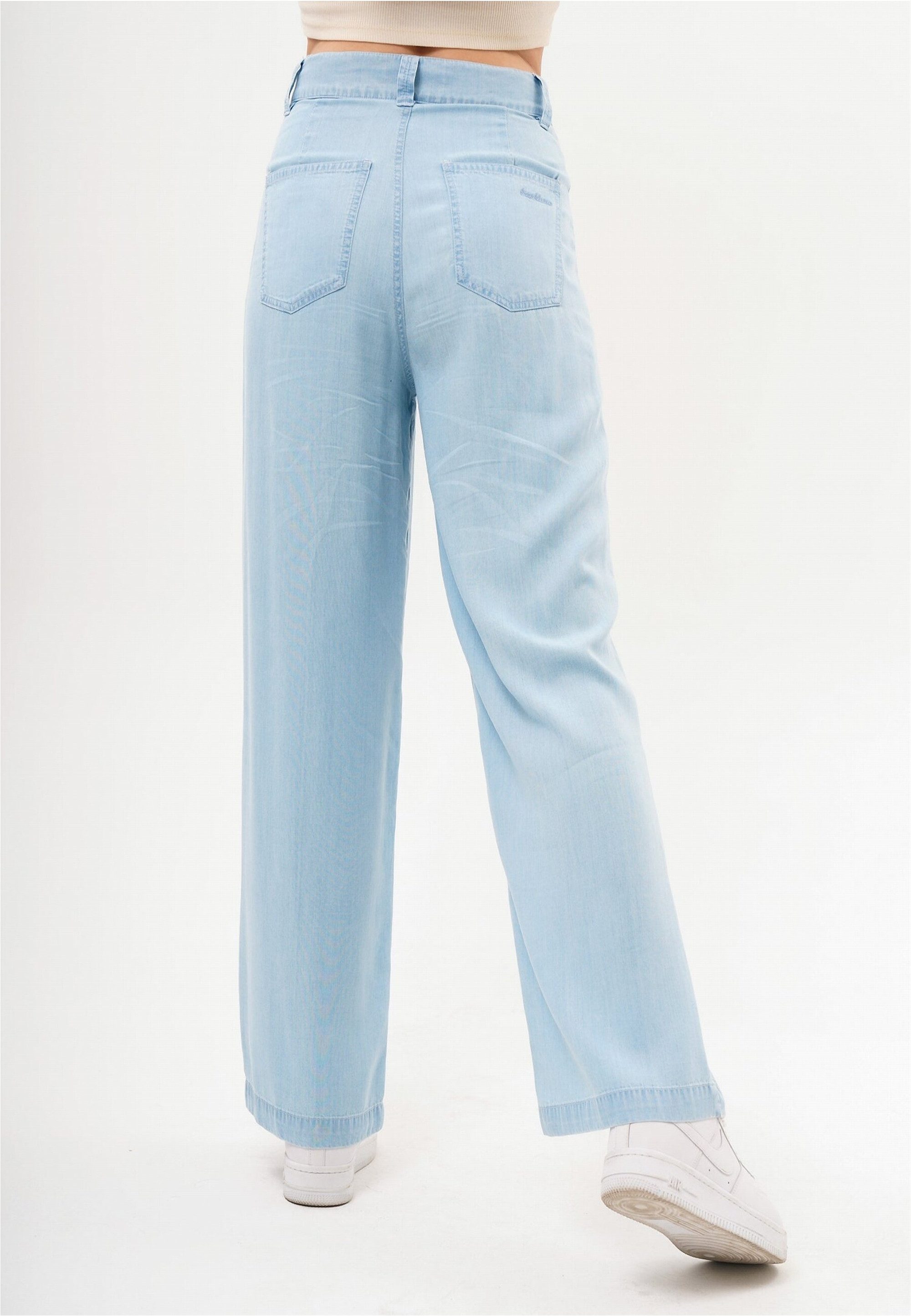 freshlions Stoffhose Giona (1-tlg) mit angesagter Jeans-Optik – Bild 5 von 5