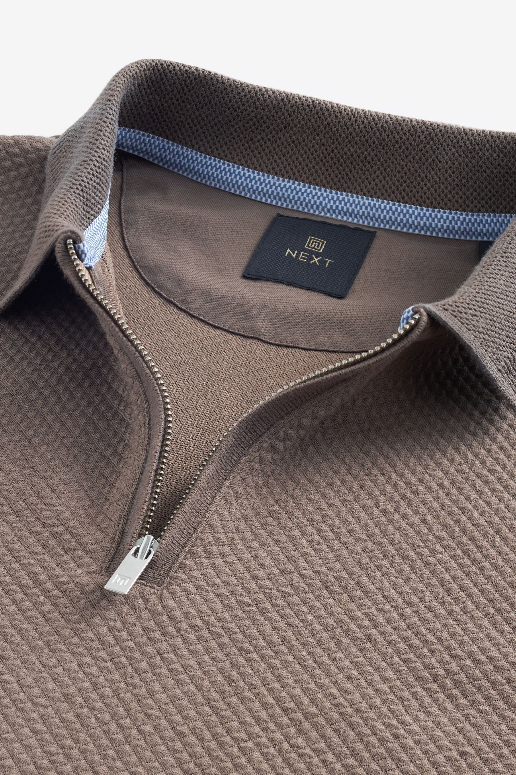 Brown (1-tlg) Polohemd Next langärmeliges Langarm-Poloshirt Strukturiertes, Neutral