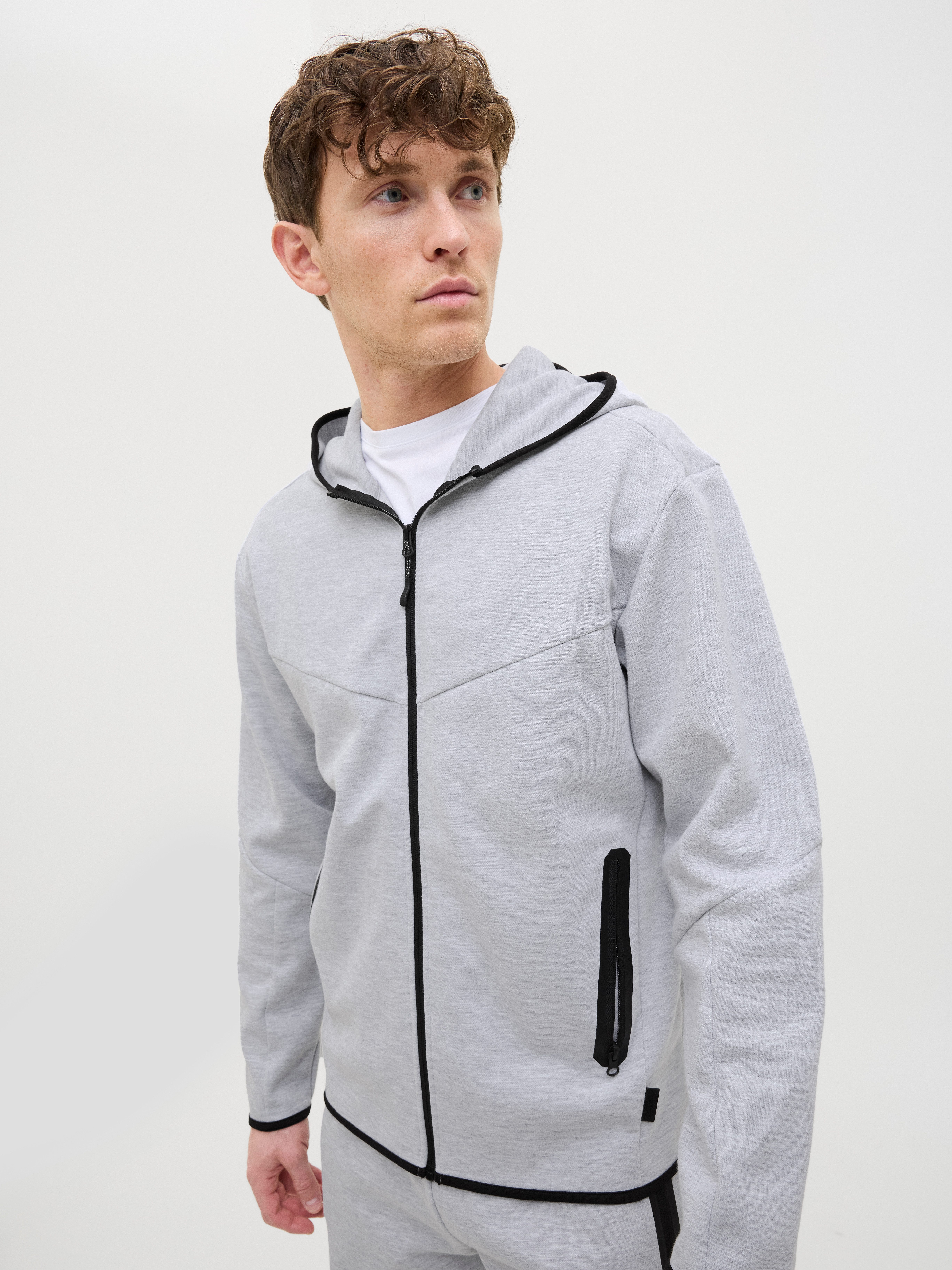 Jack & Jones Sweatjacke JCOFUSION SWEAT ZIP HOOD NOOS