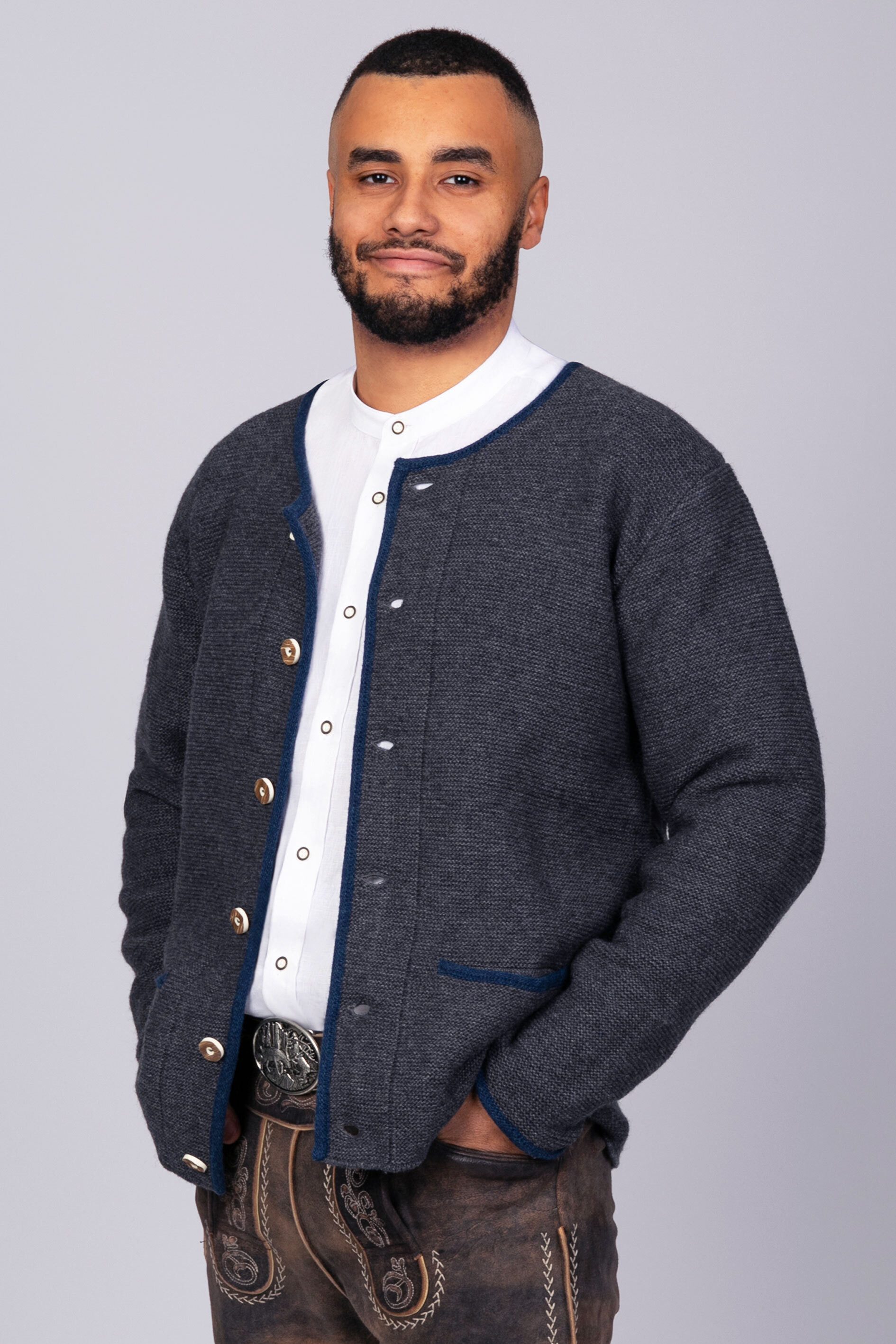 Edelnice Trachtenstrickjacke