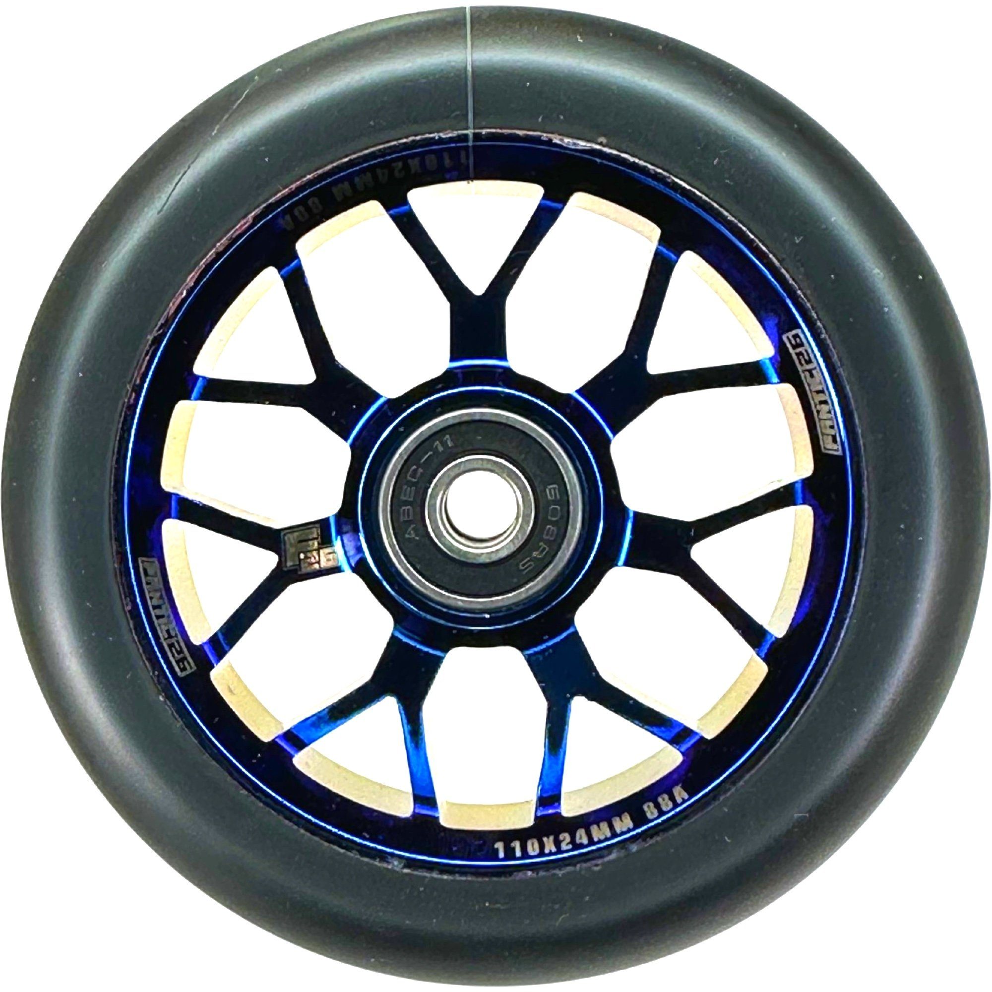 Fantic26 Stuntscooter Fantic26 Spy7 Stunt-Scooter Rolle 110mm Abec11 Blauchrome/Pu Schwarz