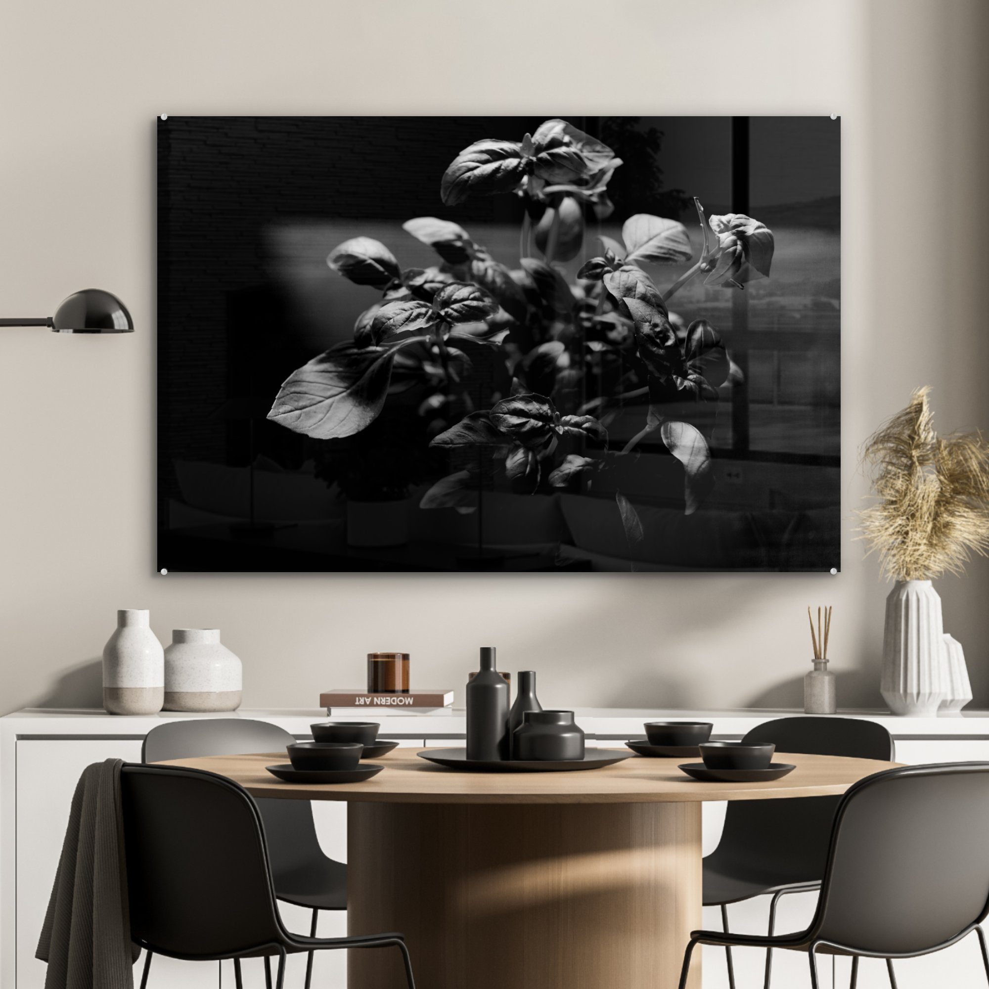 MuchoWow Acrylglasbild Basilikumpflanze und schwarz Fensterbank Eine Wohnzimmer weiß, der St), schöne auf Schlafzimmer - & (1 Acrylglasbilder
