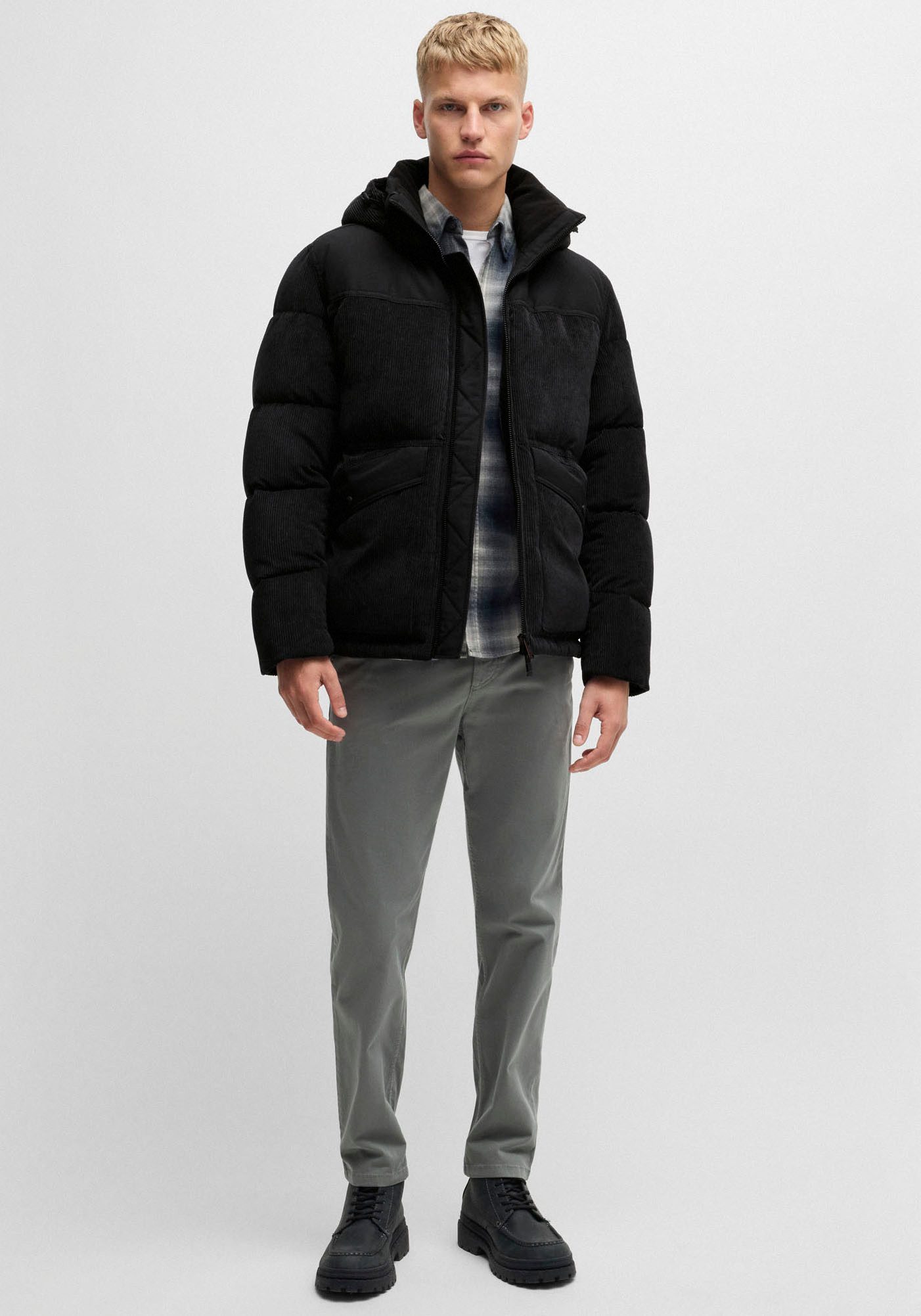 BOSS ORANGE Steppjacke Odope Label-Badge am Ärmel