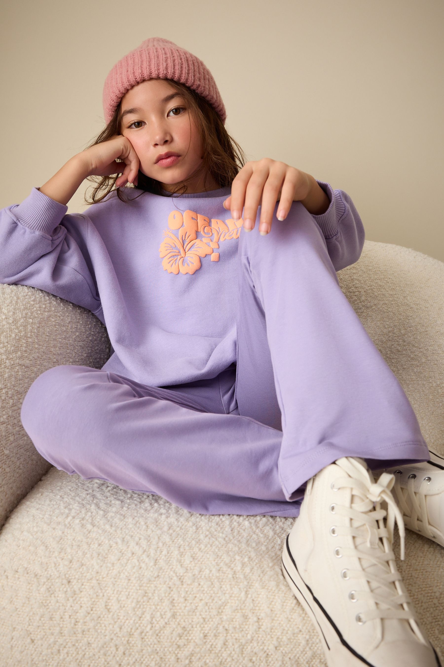 Next Top & Leggings Sweatshirt und ausgestellte Leggings im Set (2-tlg)