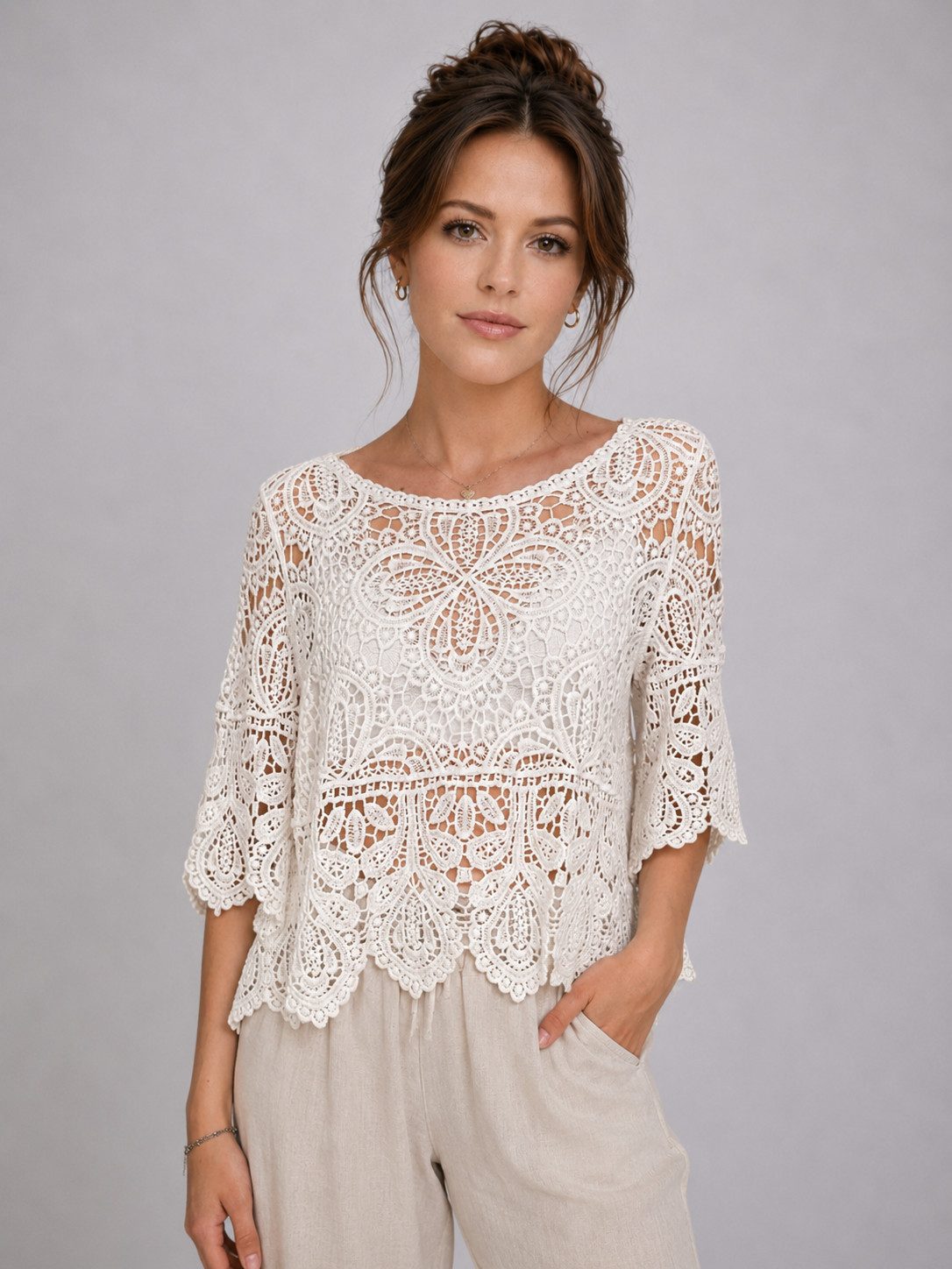ITALY VIBES Spitzenbluse - Häckel-Shirt mit ausgestellten Ärmeln - Boho - ITALY VIBES ONE SIZE - passend für Größen XS - M