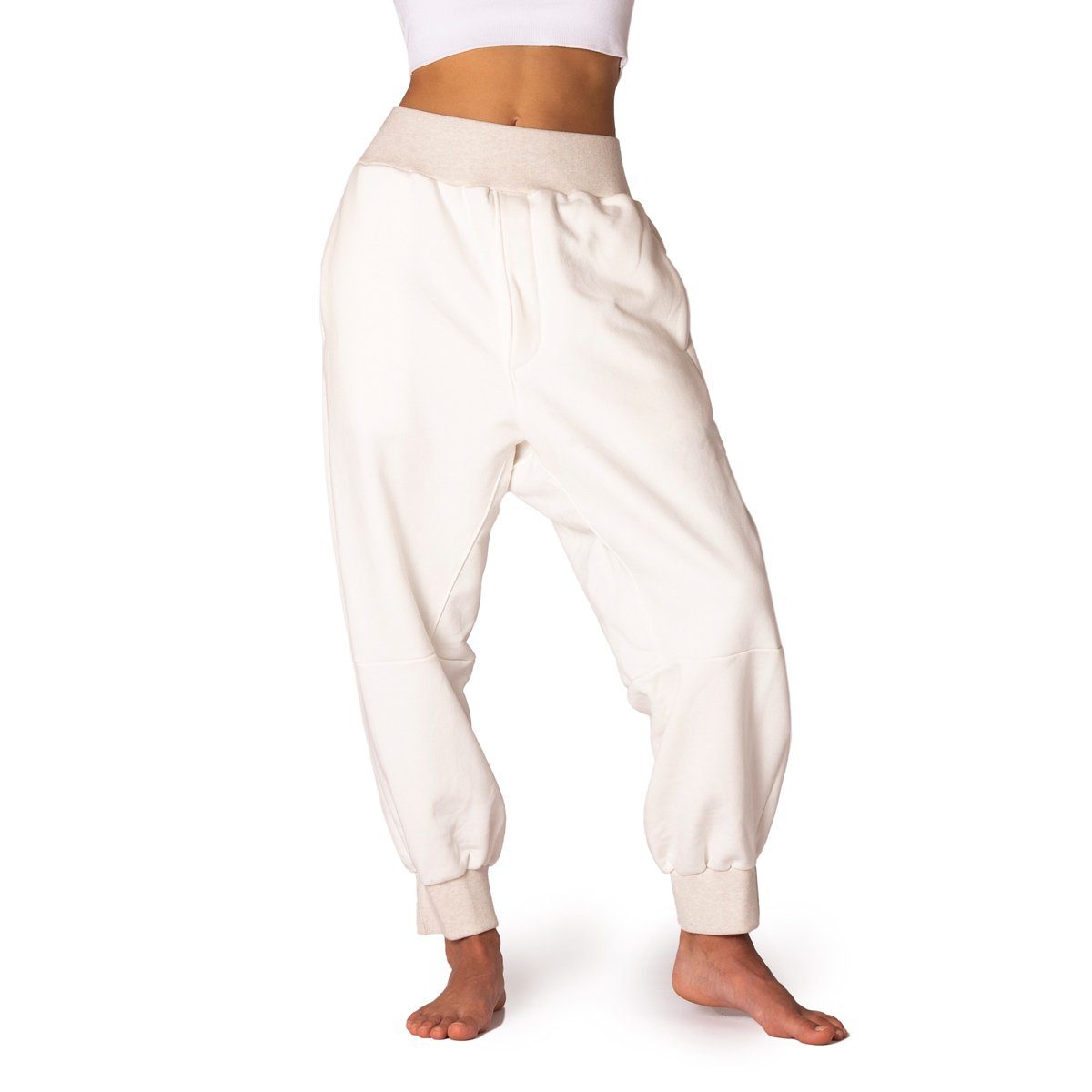 Haremshose Freizeithose Wellnesshose Style aus weiß Unisex perfekte PANASIAM für Tage kühleren im Chillhose Haremsjogger Aladin 100% die Baumwolle