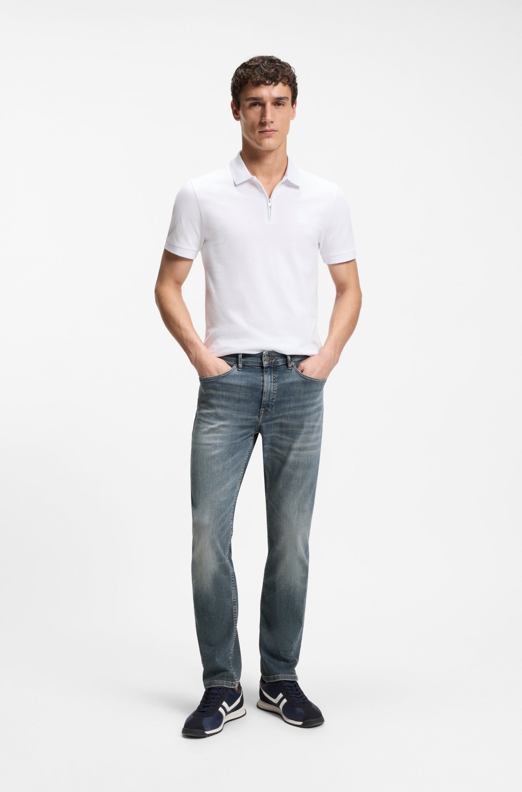 BOSS ORANGE 5-Pocket-Jeans Delaware Soft-Motion-Denim Schmale Passform Mittlere Leibhöhe – Bild 4 von 5
