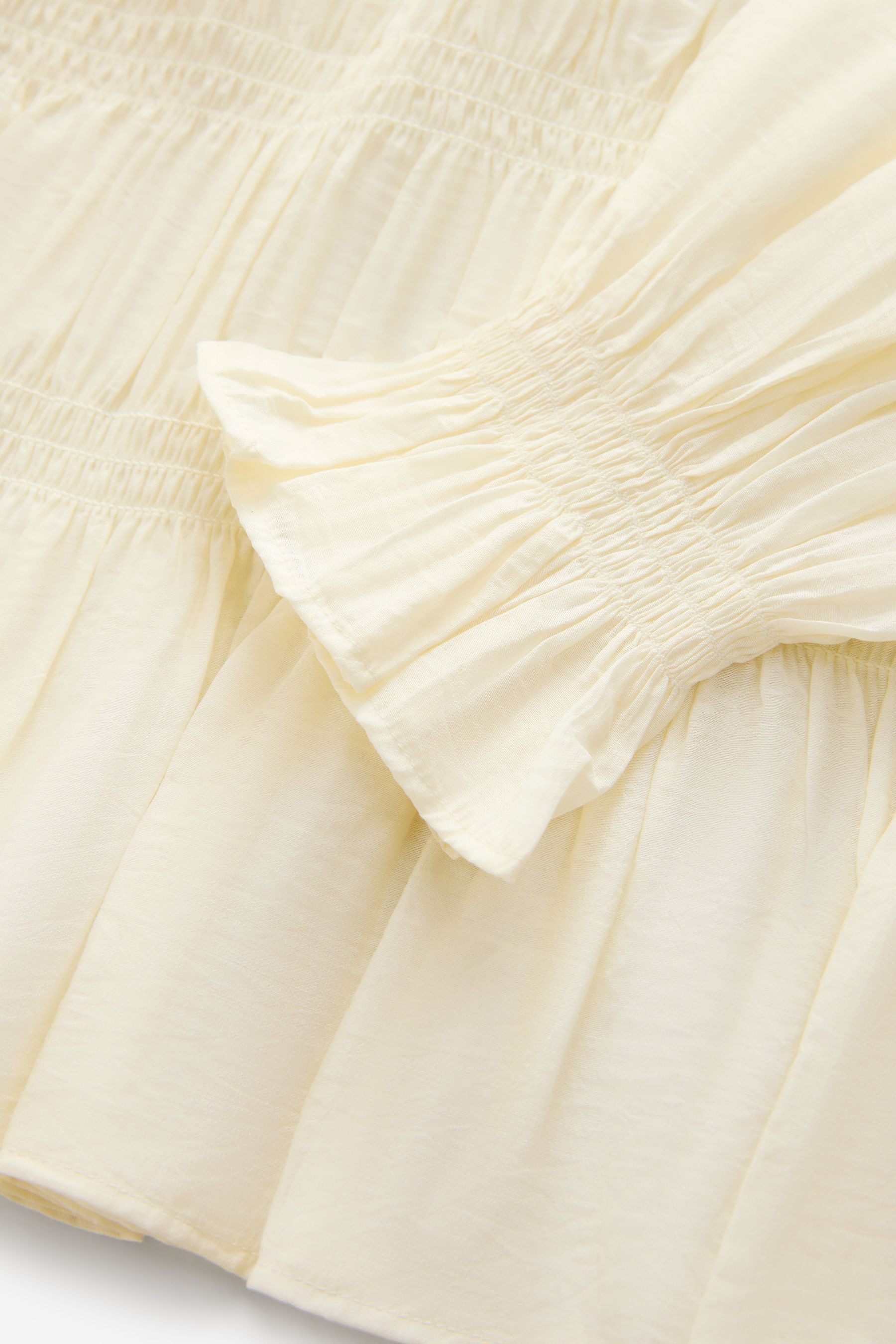 LAURA ASHLEY Langarmbluse Laura Ashley gesmokte Bluse mit langen Ärmeln (1-tlg)