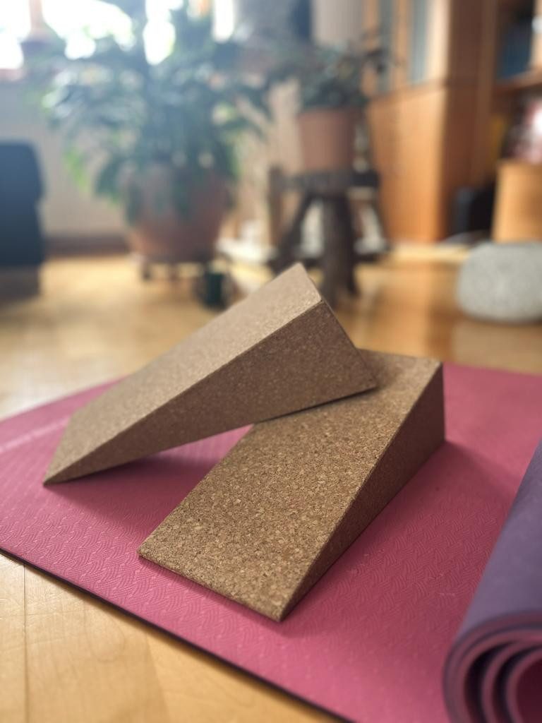 Kork-Deko.de Yogablock Yogablock 2 Kniekeile - Zum Training (Squats) oder als Knieschoner