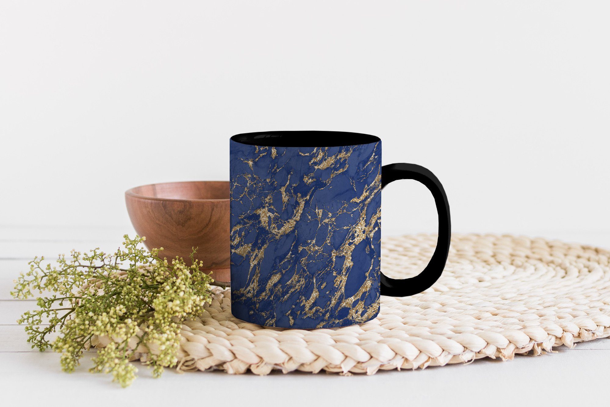 Gold Teetasse, Zaubertasse, Kaffeetassen, MuchoWow Tasse Muster Farbwechsel, Blau Geschenk - Marmor, - Keramik, -