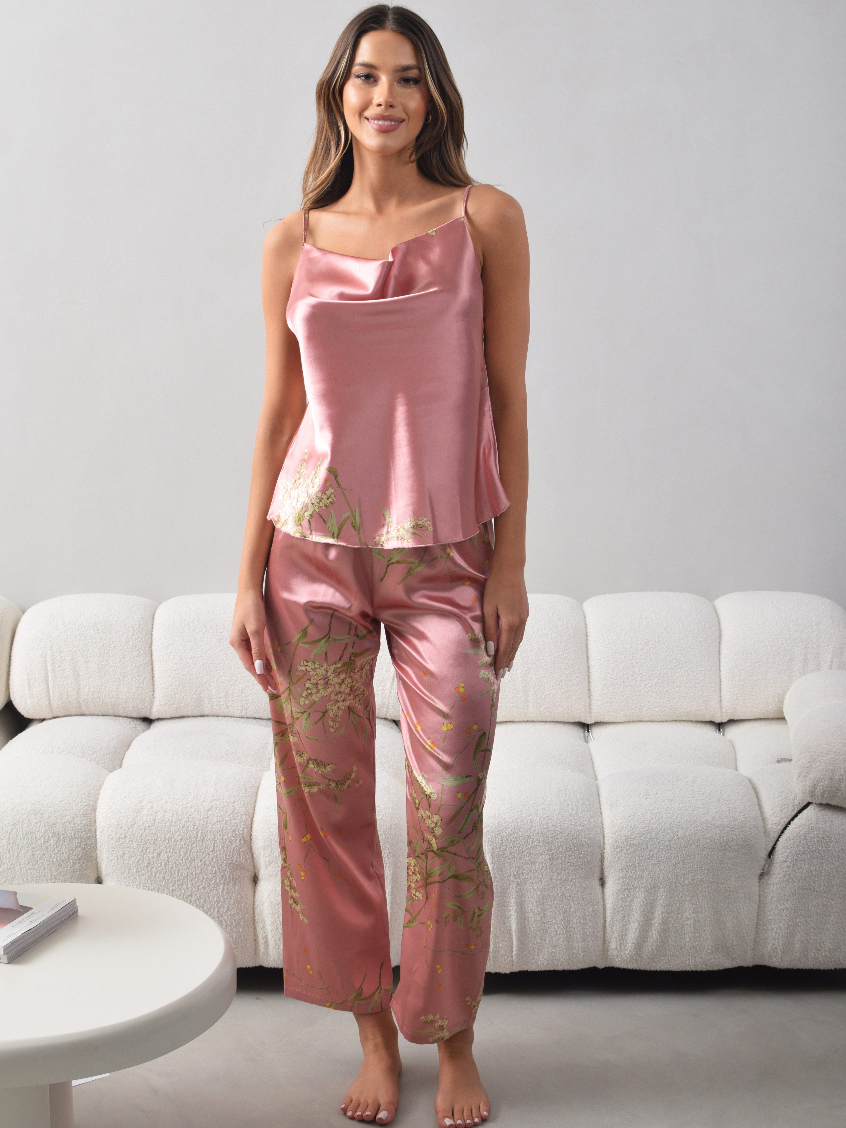 Orchibelle Capri-Pyjama Pyjama Set – Damen Schlafanzug mit Blumenmuster (Set, 2 tlg., Oberteil + Hose) Luxuriöse Loungewear & Nachtwäsche – Satin