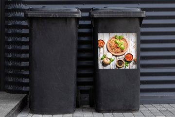MuchoWow Wandsticker Nudeln - Basilikum - Gemüse (1 St), Mülleimer-aufkleber, Mülltonne, Sticker, Container, Abfalbehälter