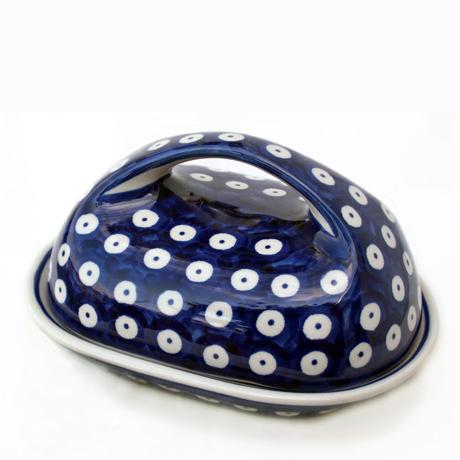 Bunzlauer Keramik Manufaktura Butterdose oval mit großem Griff, Unterteil und Deckel oval geformt, großer Griff.