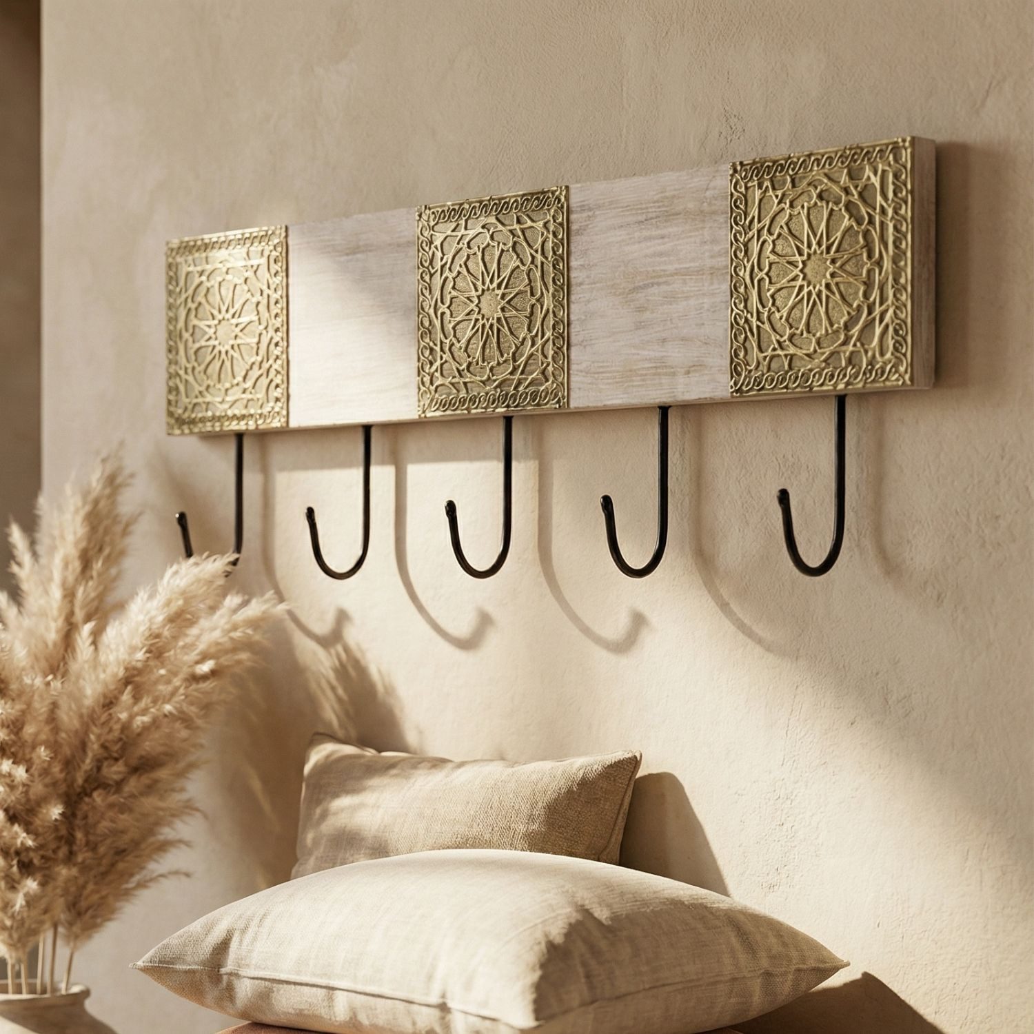 Marrakesch Orient & Mediterran Interior Kleiderhaken Orientalische Hakenleiste Amolika groß handgefertigt aus Holz 50 cm, (1-St), Handarbeit