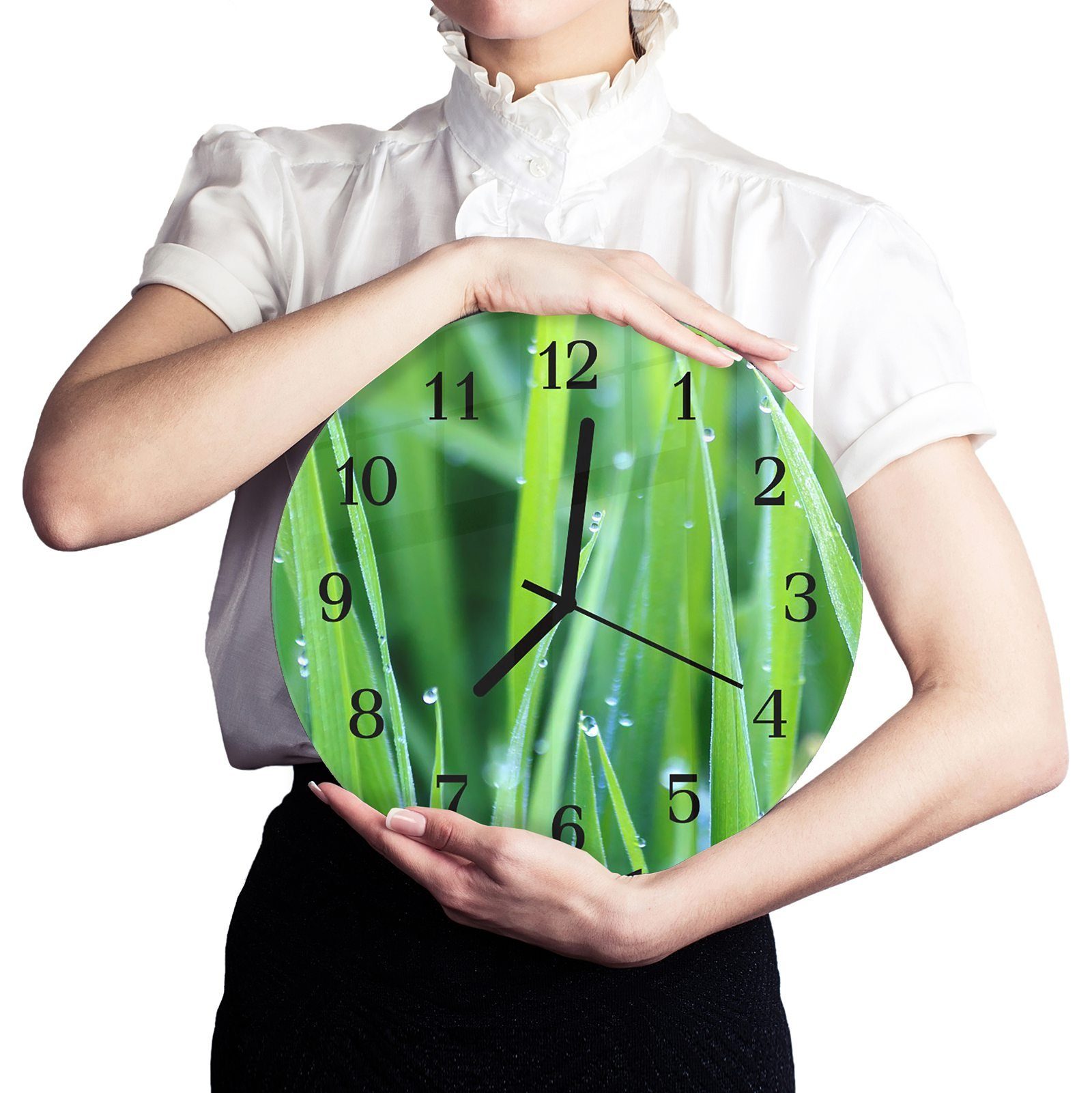 Primedeco Wanduhr Wanduhr aus Glas Tau 30 mit mit - Grünes und im Quarzuhrwerk Gras Motiv Durchmesser cm Rund