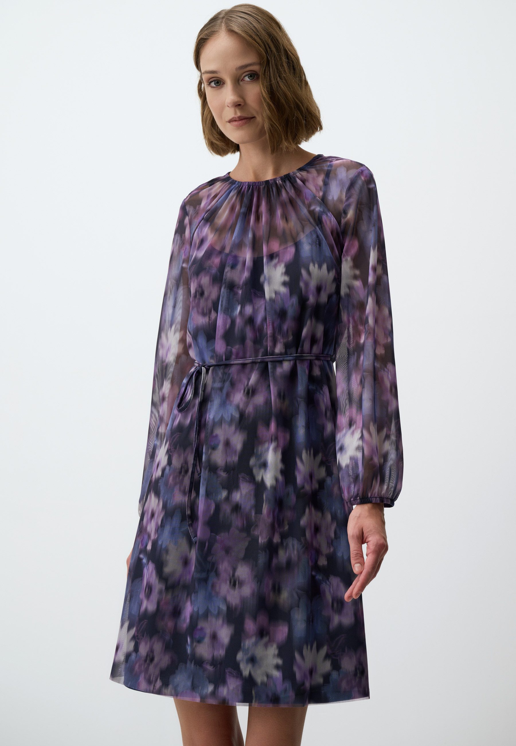 Midikleid Lila Chiffon-Midikleid Mit Blumenmuster