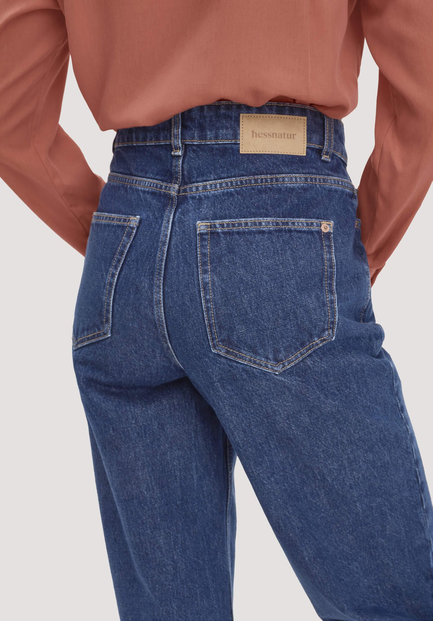 Hessnatur Bequeme Jeans aus reiner Bio-Baumwolle (1-tlg) aus reiner Bio-Baumwolle