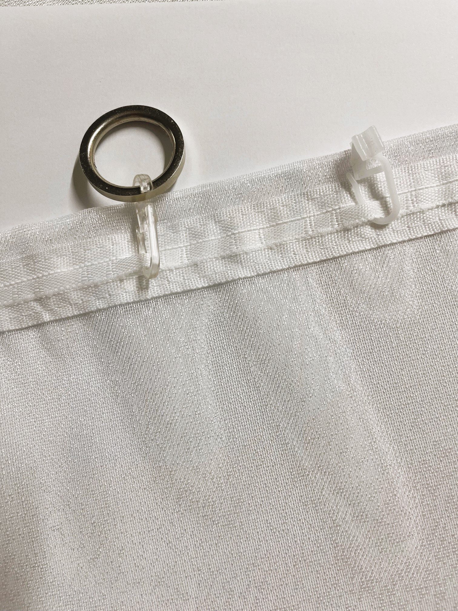 novumfix Gardine klassische Wirkgardine, weiß, Bleiband, halbtransparent 140x250cm(BxH), bügelfrei – Bild 2 von 5