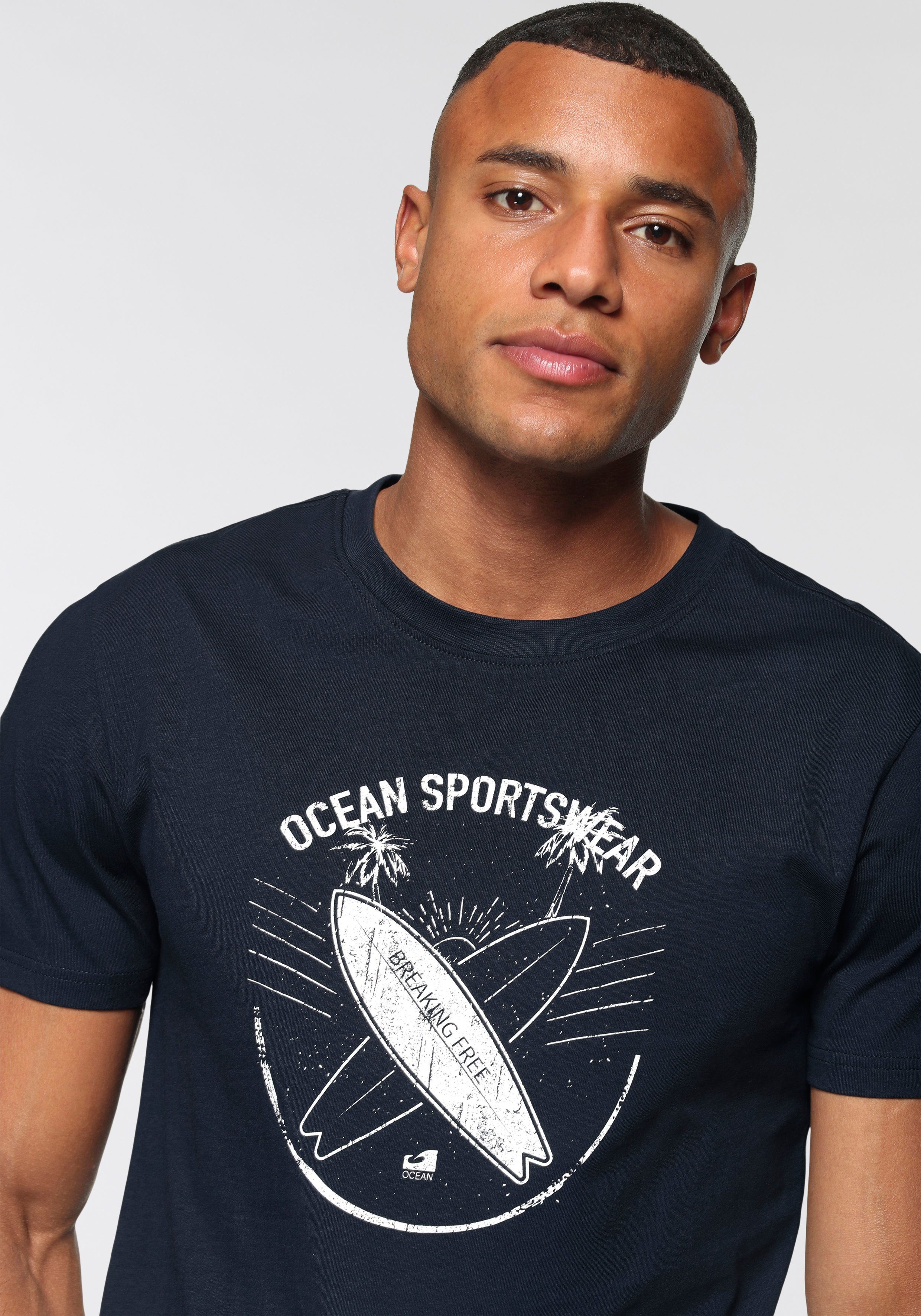 Sportswear T-Shirt Ocean marine