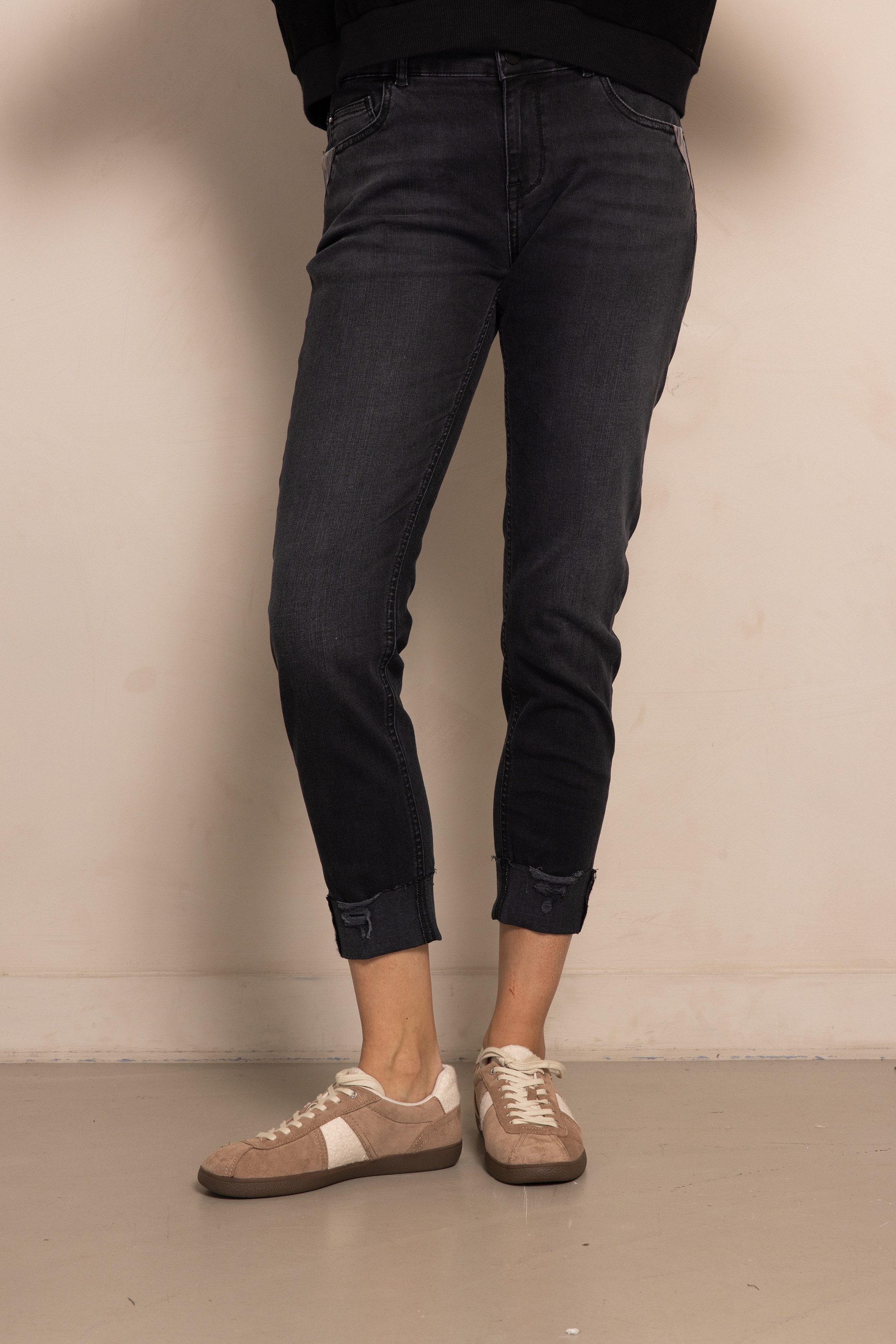 Skinny-fit-Jeans ZHNOVA