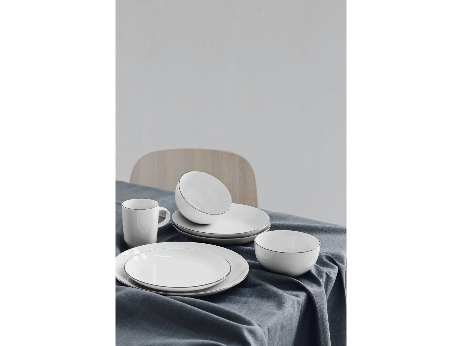 Thomas Porzellan Frühstücksteller Cucina Basic Colori Black Frühstücksteller 20 cm, Teller Flach