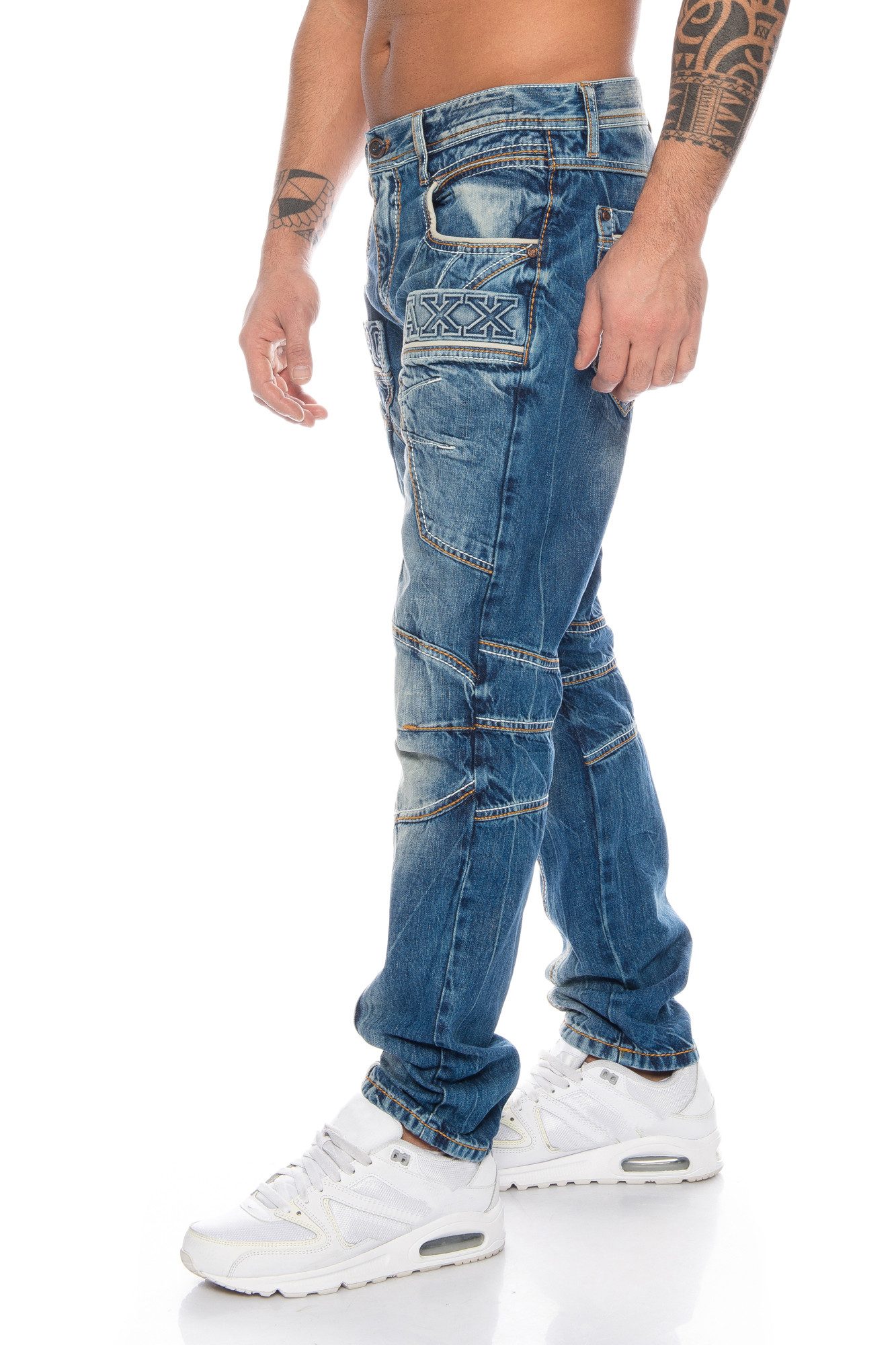 Cipo & Baxx Slim-fit-Jeans Herren Jeans Hose mit ausgefallenem Labeldesign günstig online kaufen