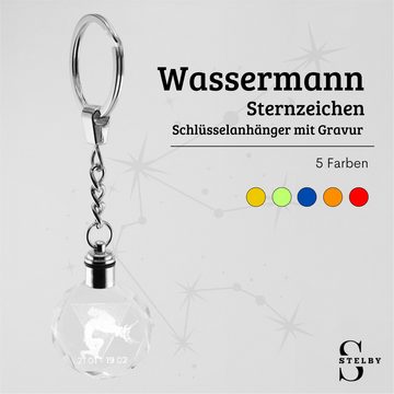 Stelby Schlüsselanhänger mit Gravur Sternzeichen Wassermann Multicolor Schlüsselanhänger mit Geschenkbox