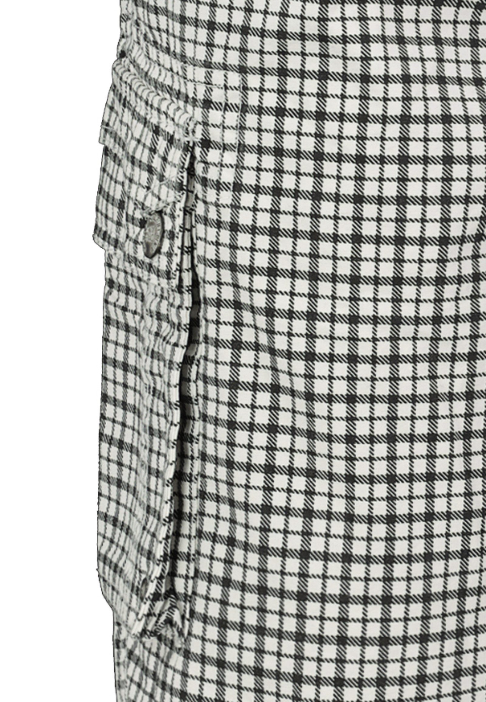 SUBLEVEL Cargoshorts Kariertes Design mit Capri Style für Herren Baumwolle Regular Fit kariert atmungsaktiv Reißverschluss