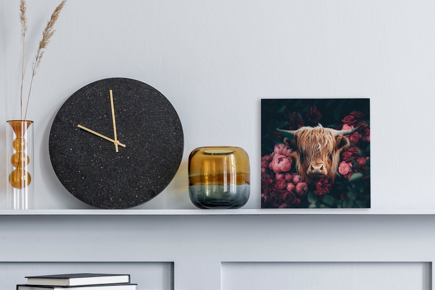 OneMillionCanvasses® Leinwandbild Kuh - Schottischer Highlander - Blumen - günstig online kaufen