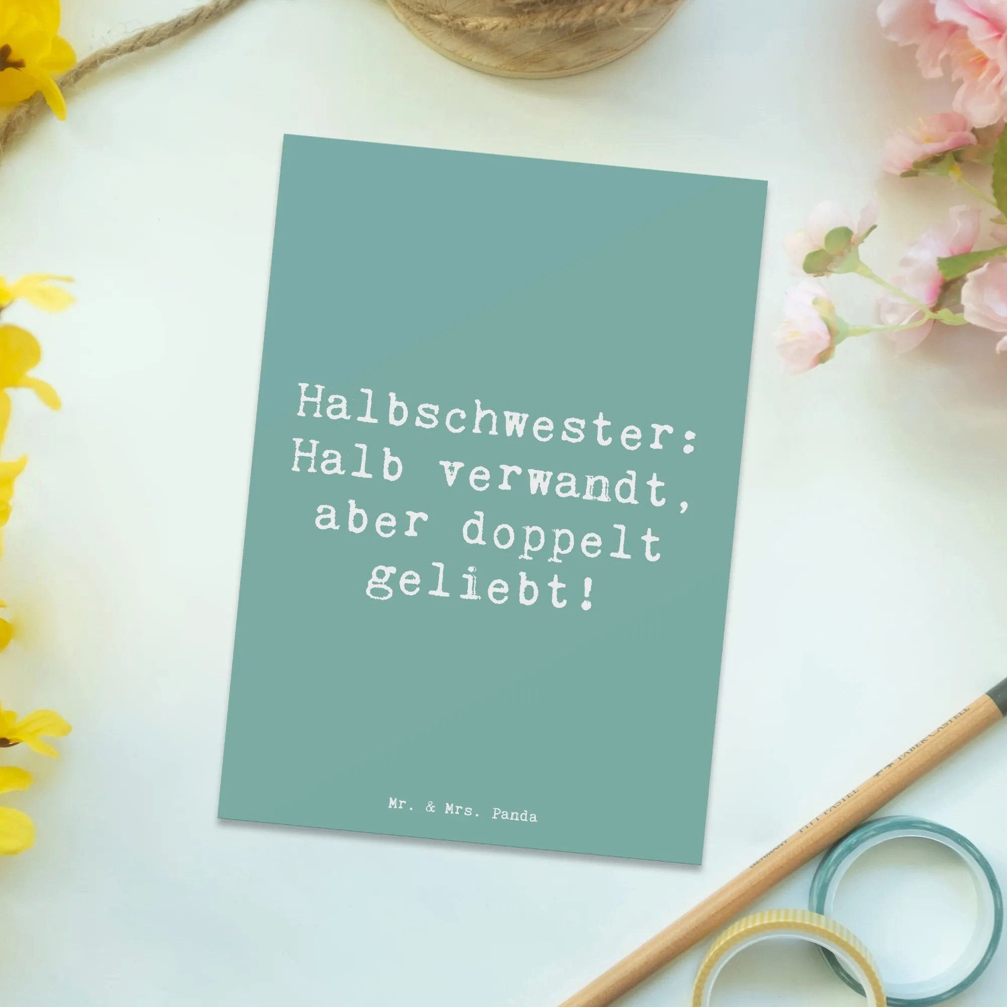 Thumbnail - Mr. & Mrs. Panda Postkarte Spruch Liebe Halbschwester - Meeresbrise - Geschenk, verwandt, Abente, Charmante Designs