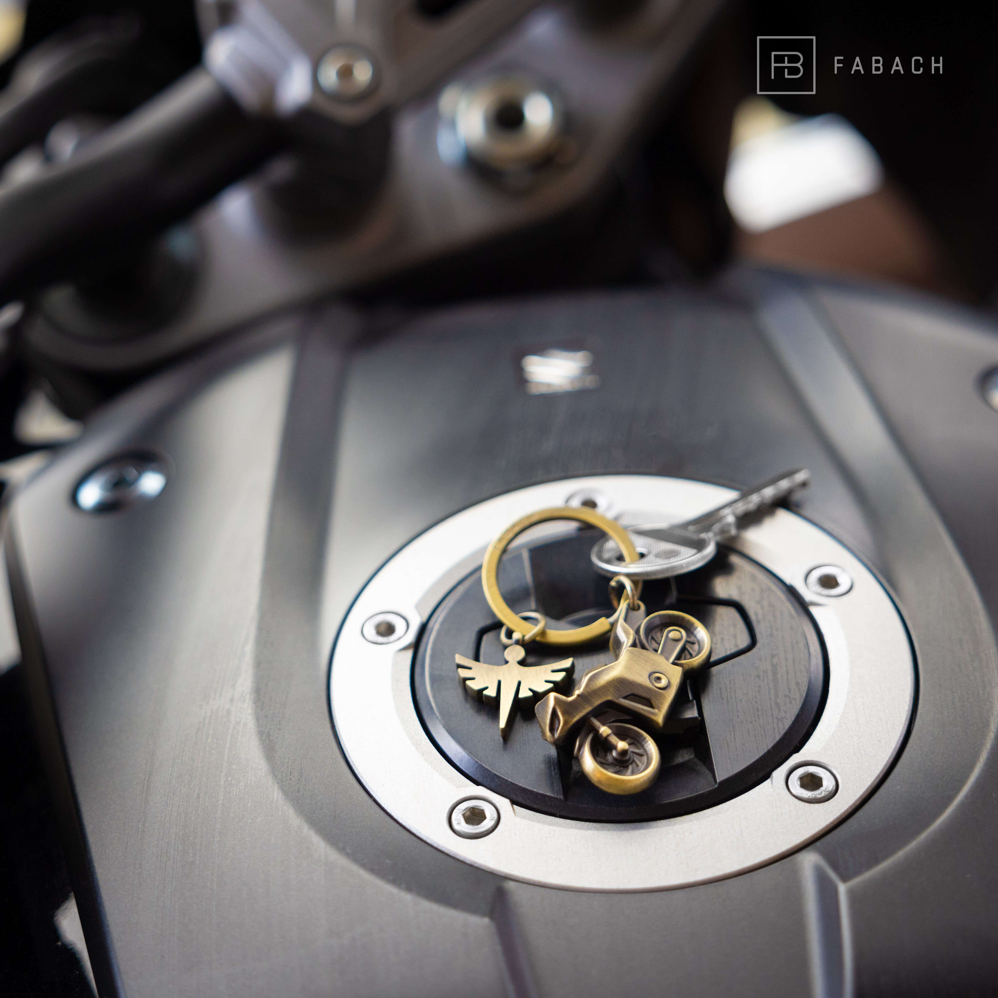 Schutzengel Motorradfahrer - Schwarz FABACH für Schlüsselanhänger Motorrad Schlüsselanhänger