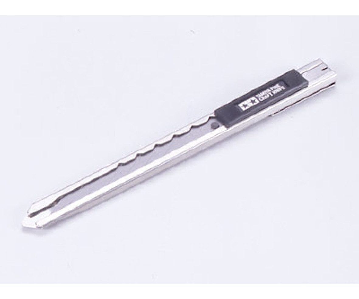 RC-Buggy Tamiya Cutter-Messer (fein)