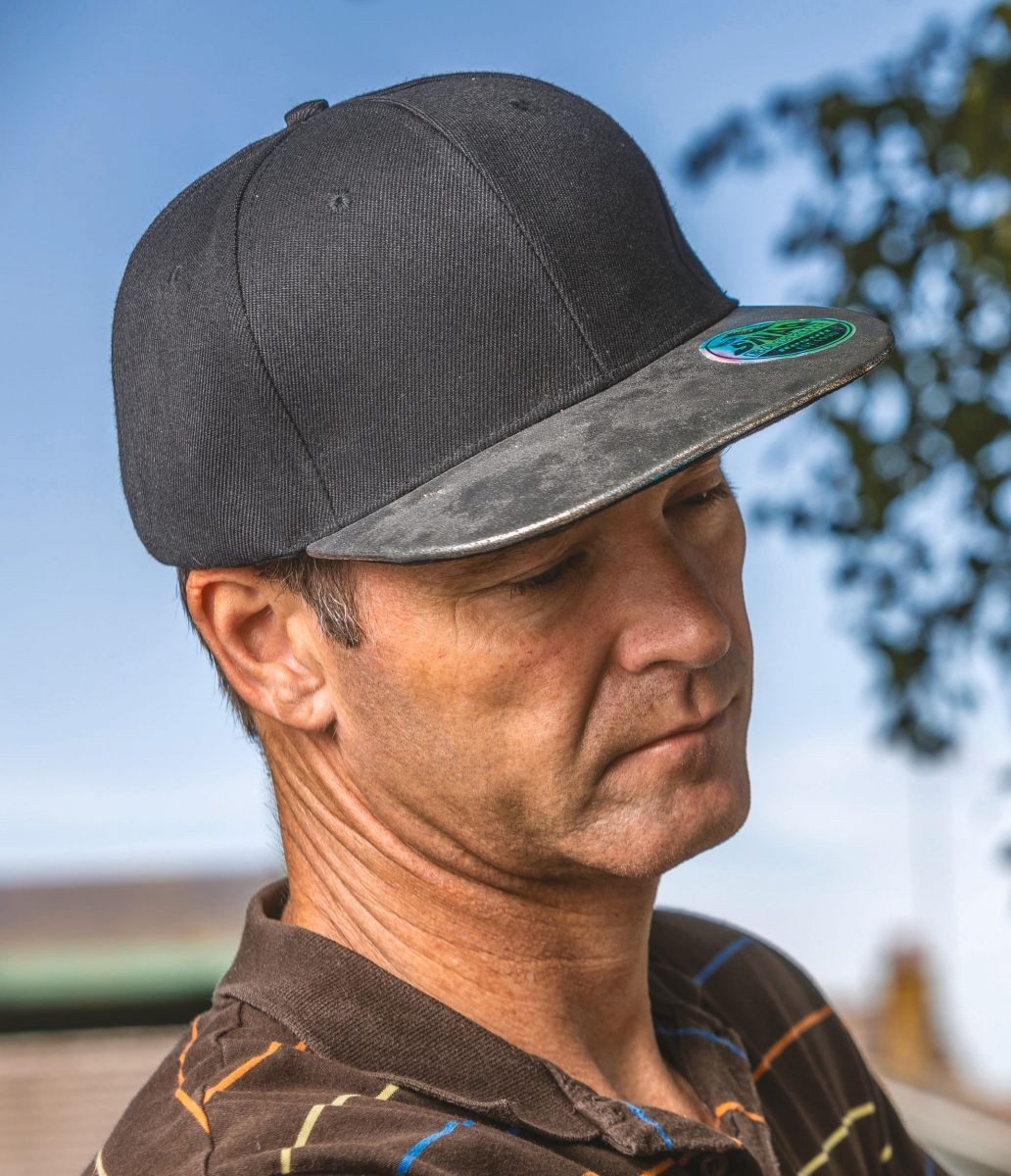 Result Headwear Baseball Cap 6 Panel-Schnitt Bronx Flat Glitter Peak Snapback Cap