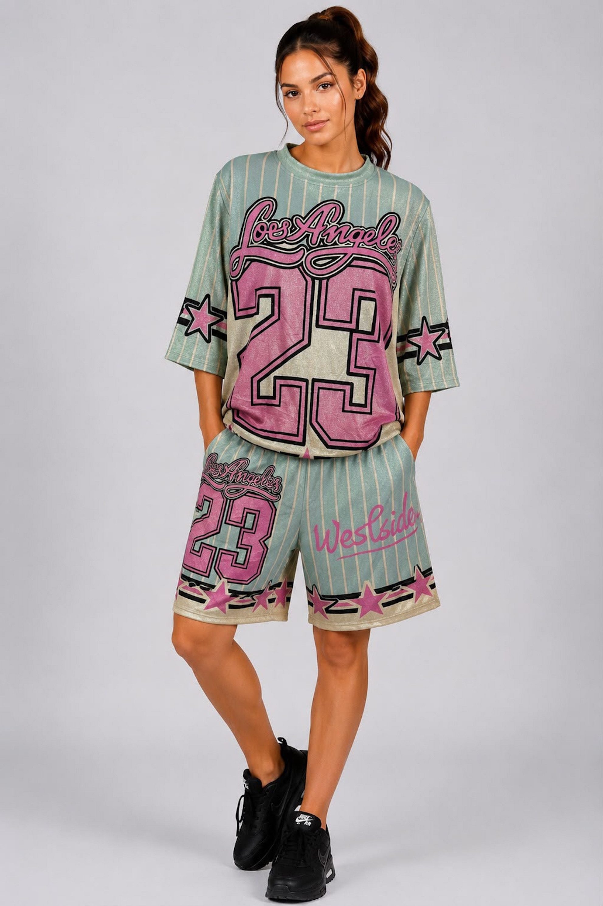 Worldclassca T-Shirt & Shorts Worldclassca 2tlg Oversize SET Shirt + Shorts Jogginganzug LA Print 23 Neue Kollektion - Stilvolle und gemütliche Streetwear Mode für Damen