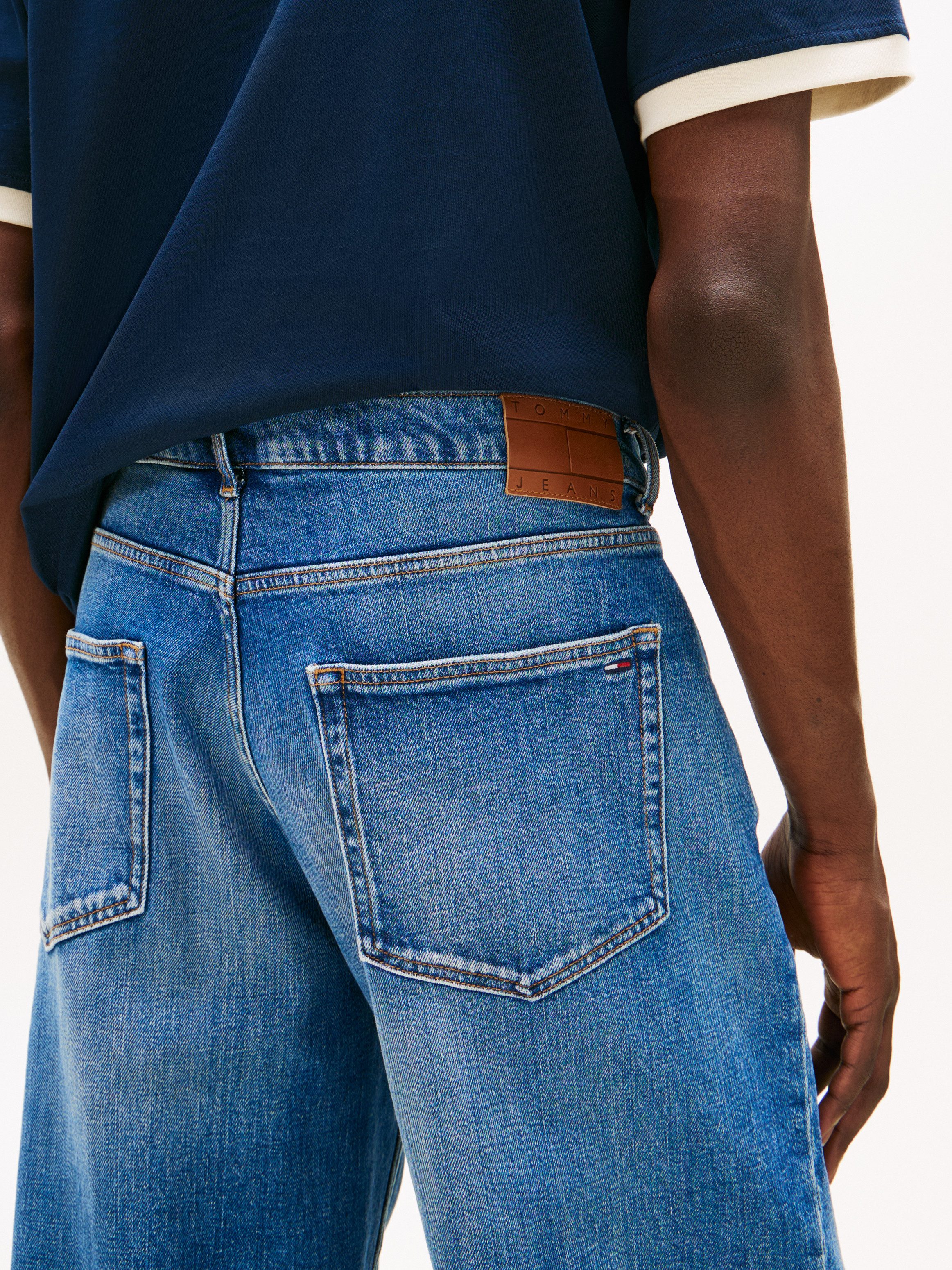 Tommy Jeans Loose-fit-Jeans Jamie Loose Straight in blauer Waschung