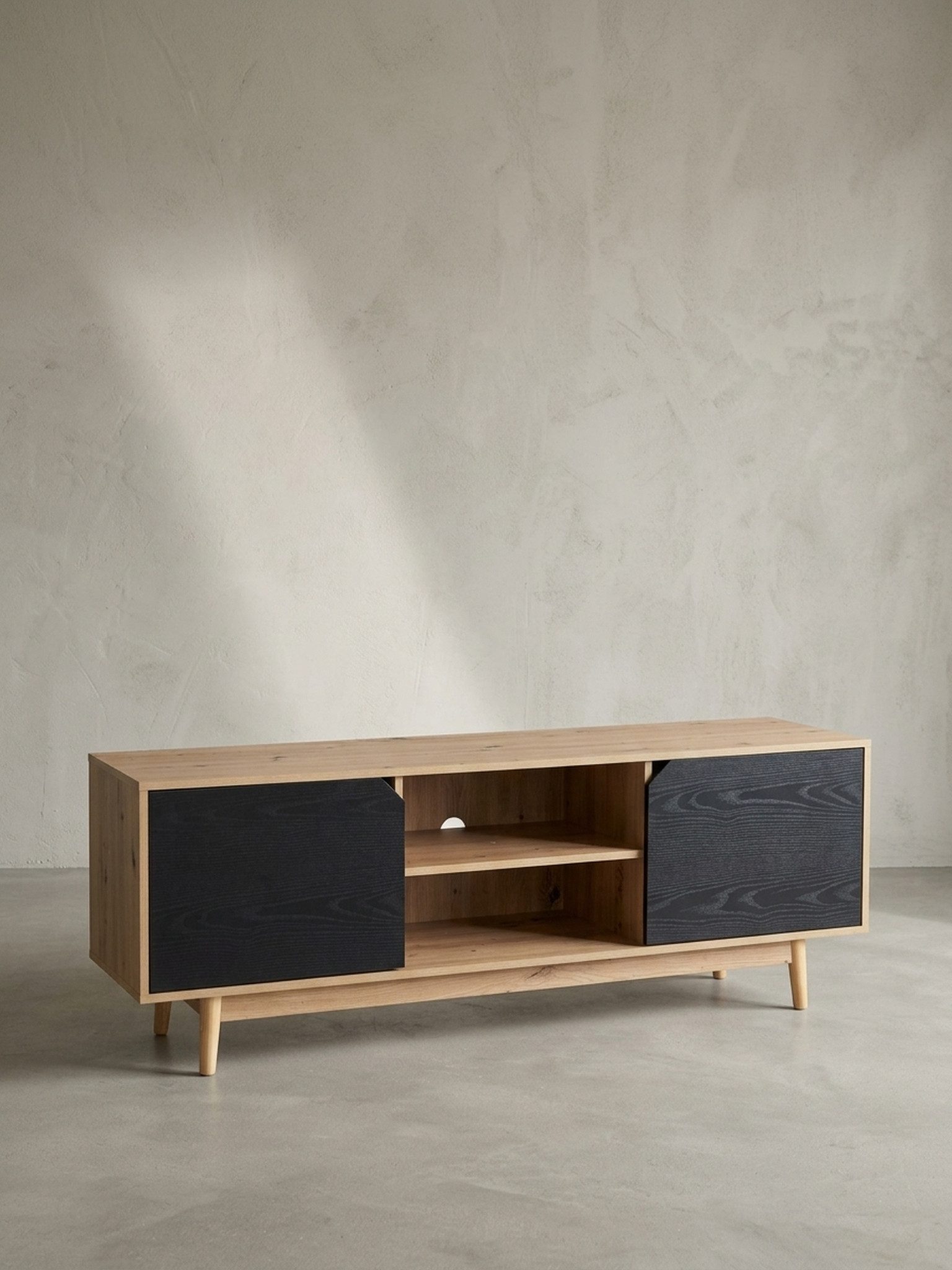 KADIMA DESIGN Lowboard Lowboard Eiche-Dekor Schwarz 150x55x40 cm TV-Kommode Modern, Design (Fernsehkommode Wohnzimmer), TV-Schrank Hoch, Fernsehtisch Fernsehschrank mit zwei Türen