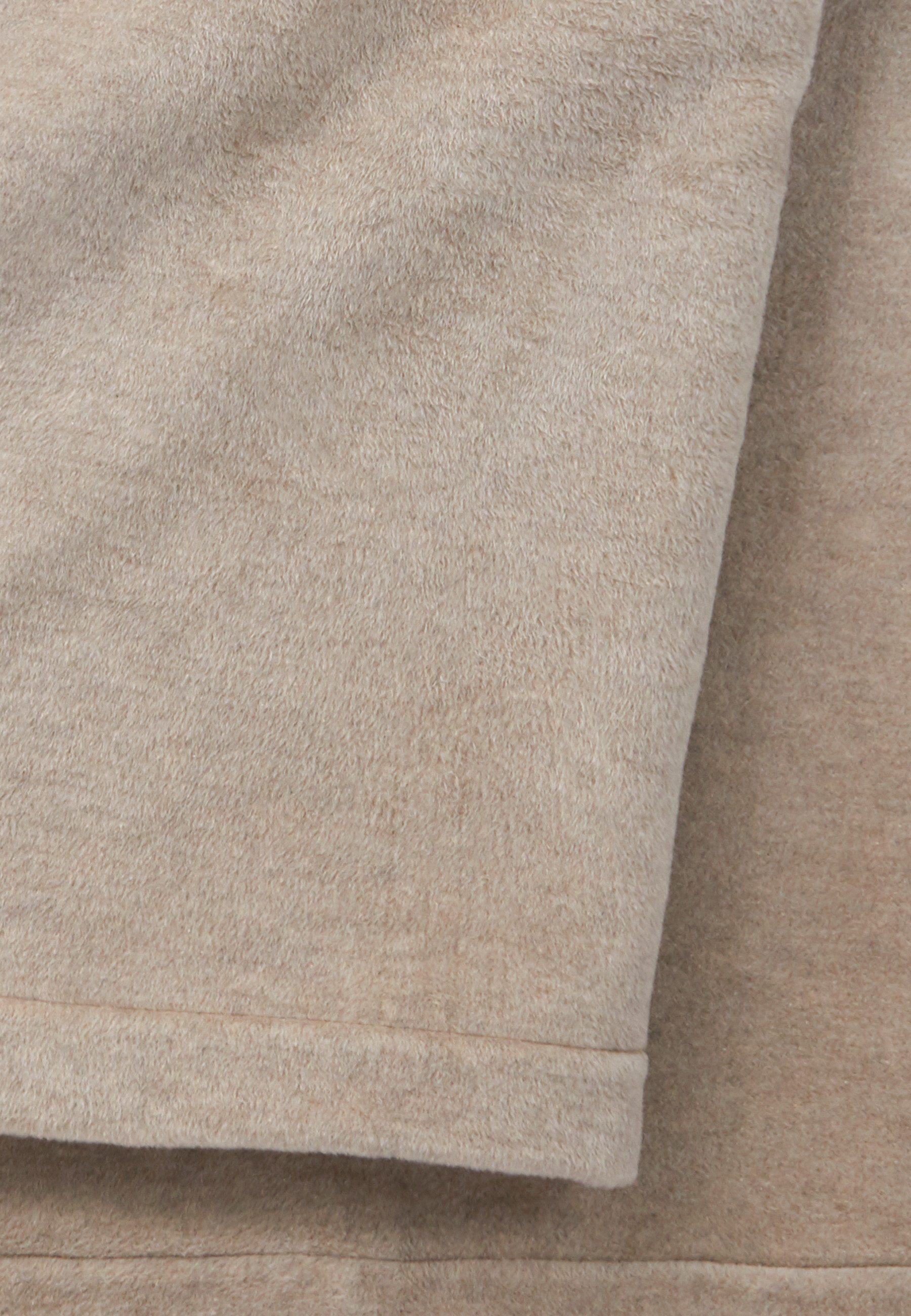 Plaid REVERSO, BOSS Home, mit Label-Applikationen