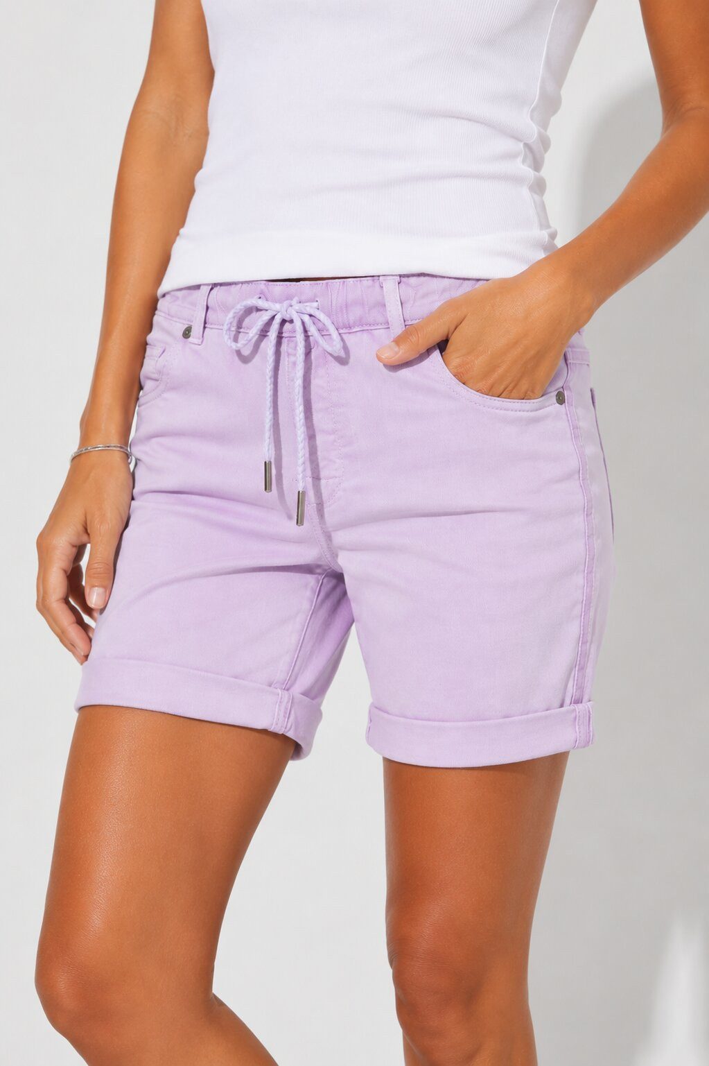 SUBLEVEL Shorts Damen Bermudas kurze Hose Baumwolle Jeans Sommer Chino Stoff Leichte Bermuda mit Stretchkomfort und Flechtgürtel