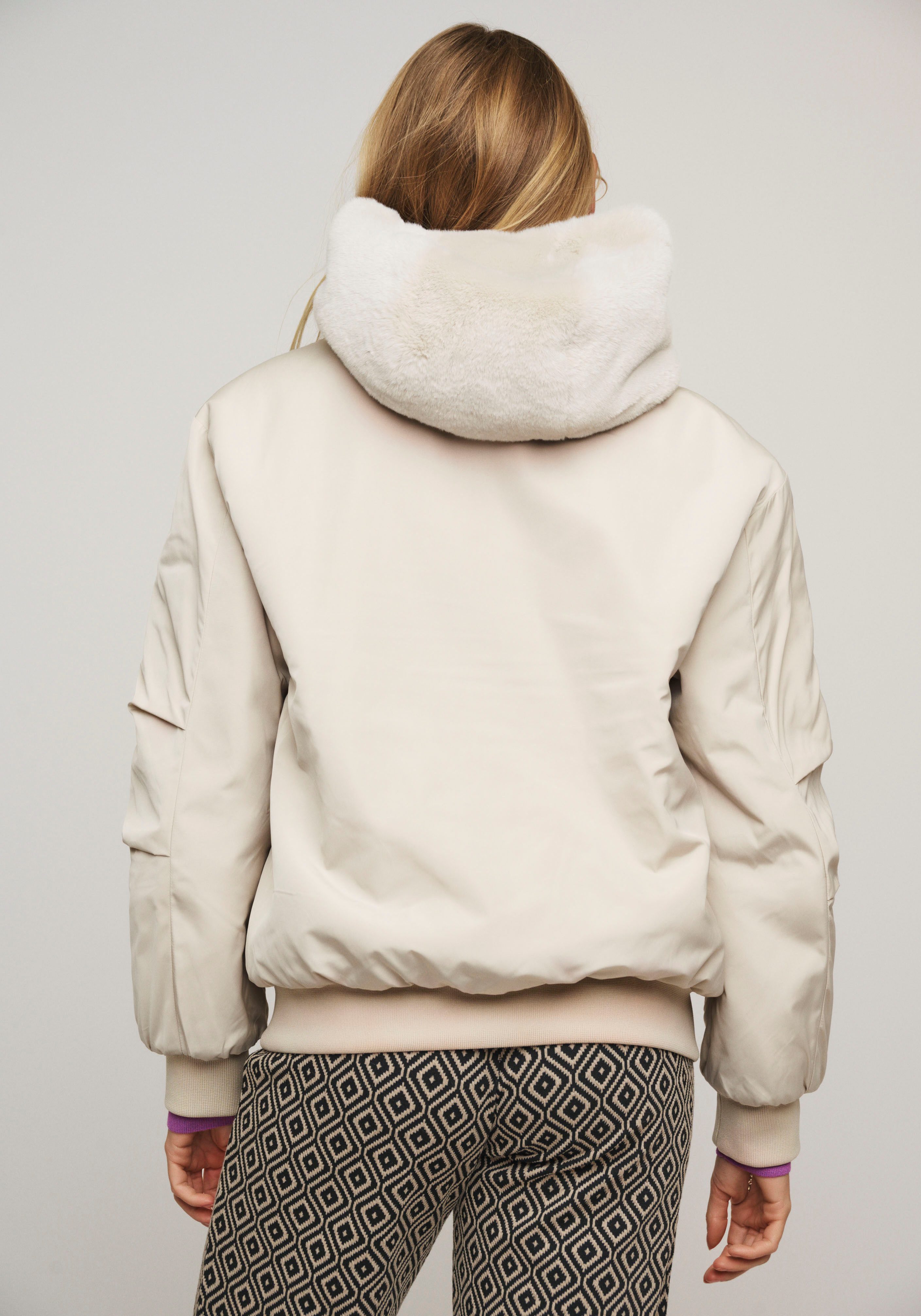 Rino & Pelle Bomberjacke mit flauschiger günstig online kaufen