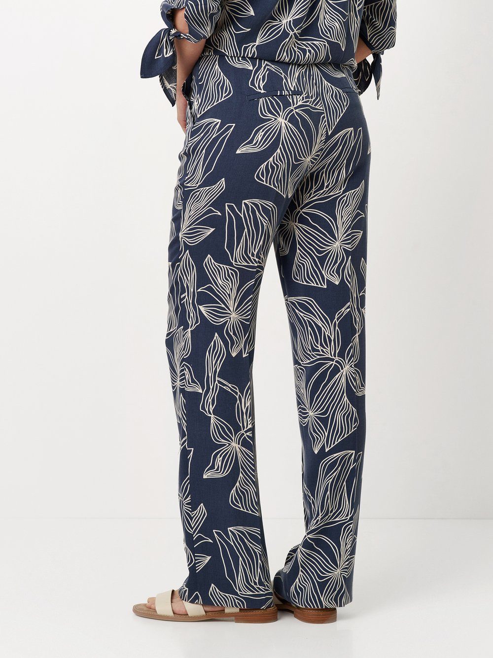 TONI Stoffhose Luisa Sommerhose mit All-Over Print – Bild 2 von 5