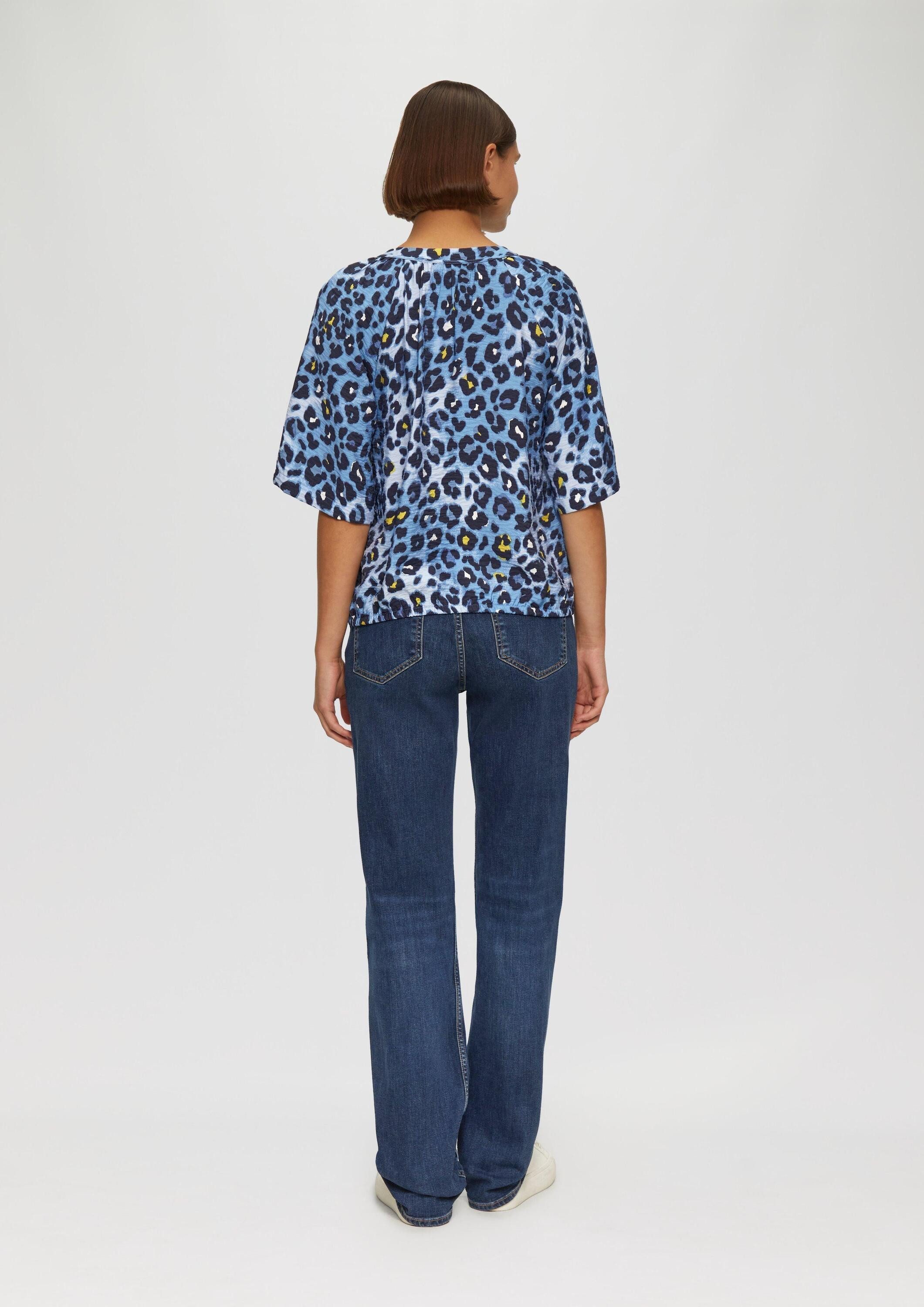 s.Oliver Kurzarmbluse Bluse Strukturierte Bluse im O-Shape mit Raffdetails