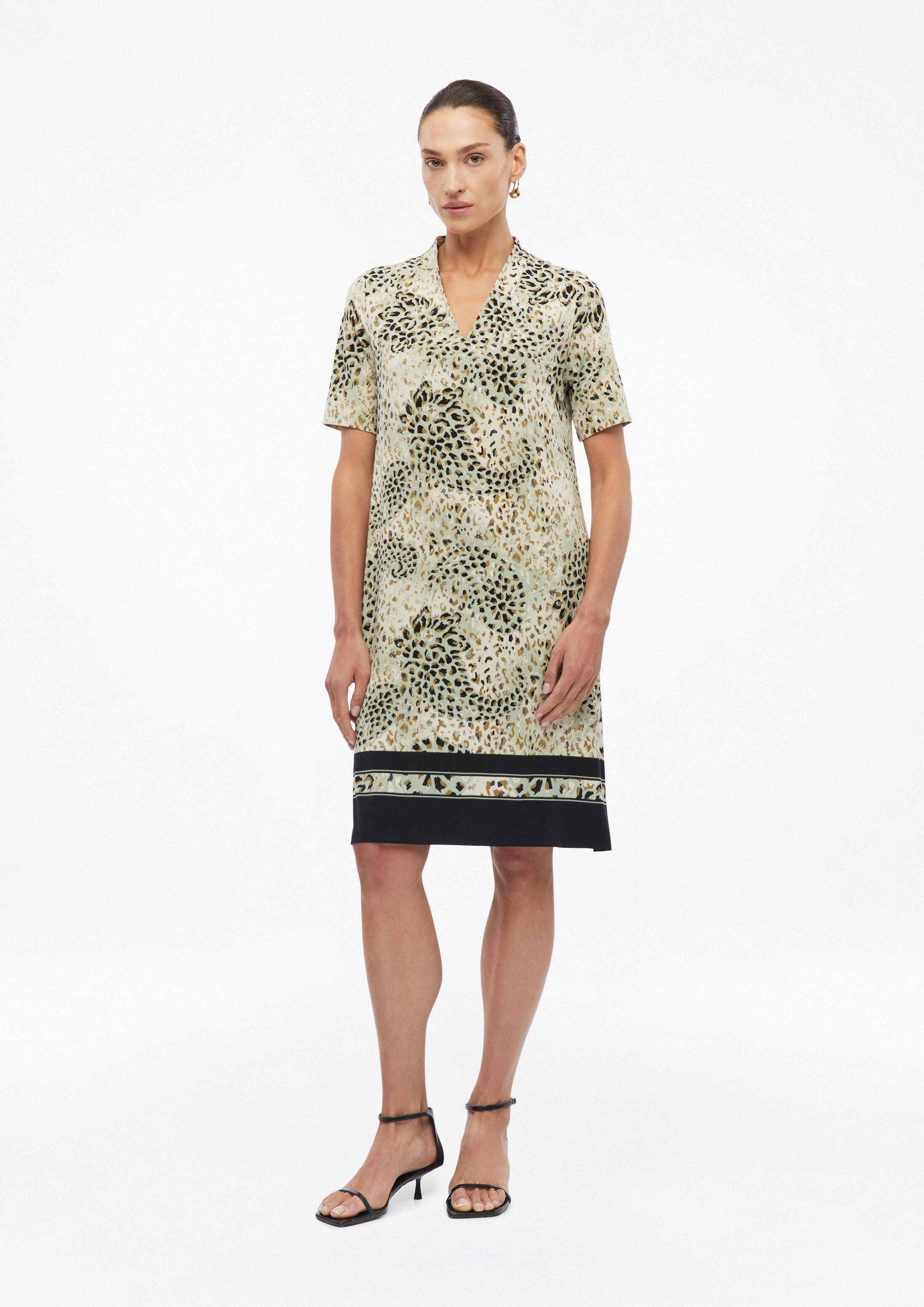 s.Oliver Minikleid Kleid Kleid mit All-over-Print und Kontrast-Detail